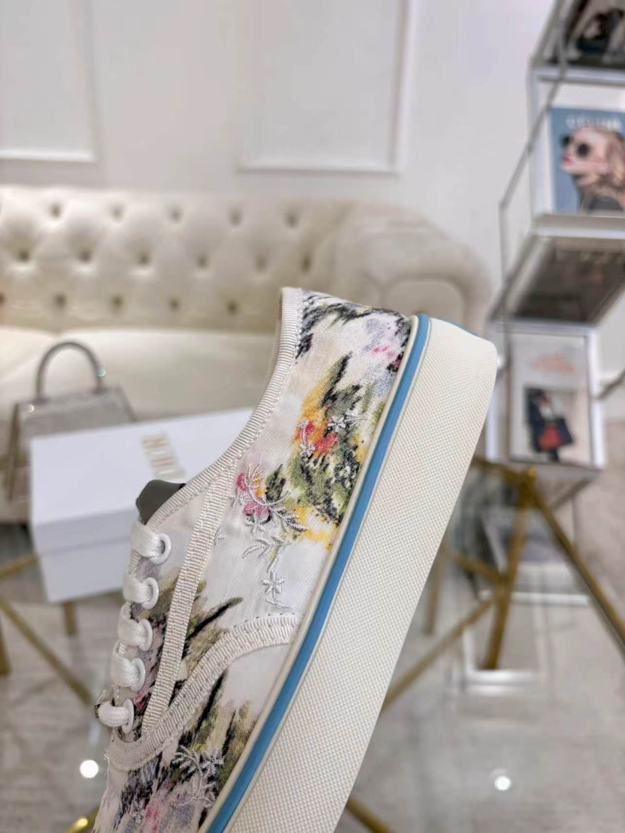 Dior