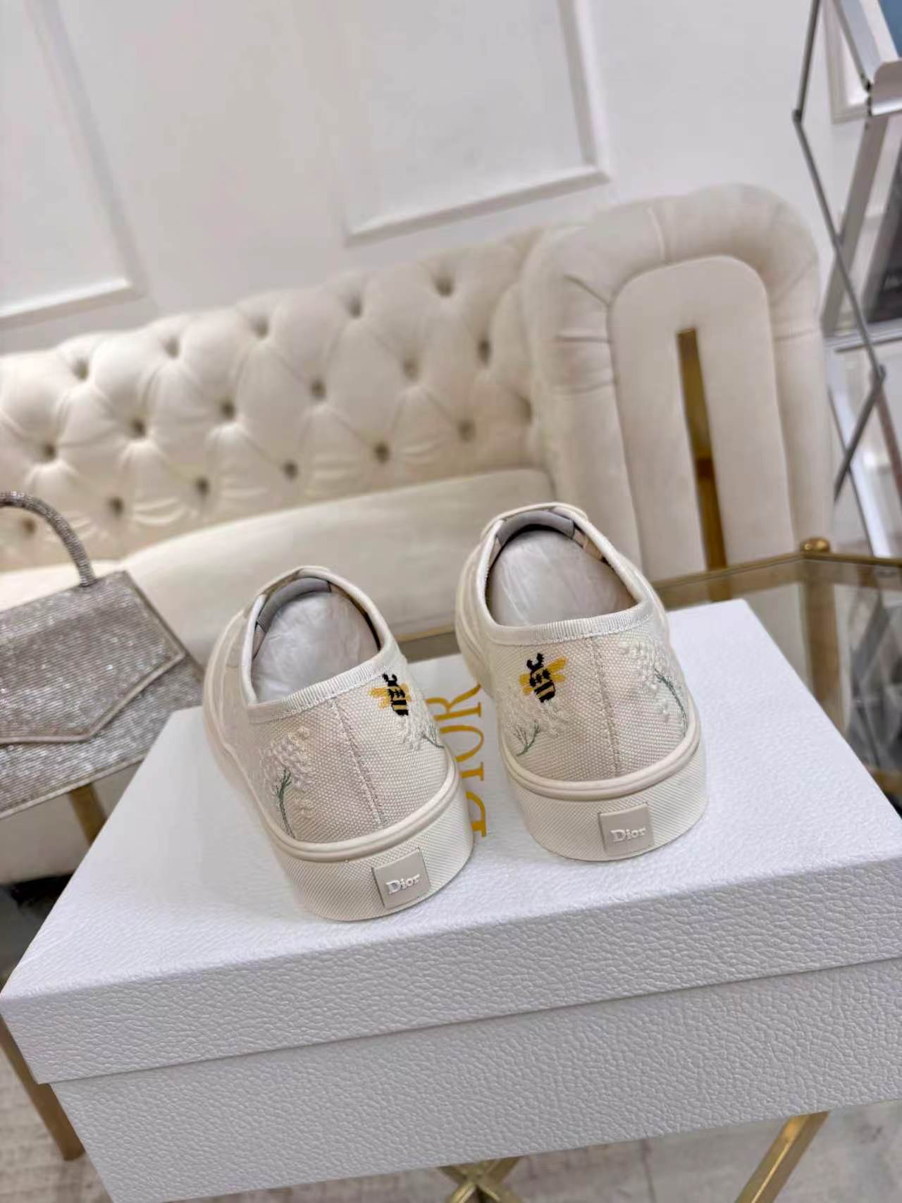 Dior