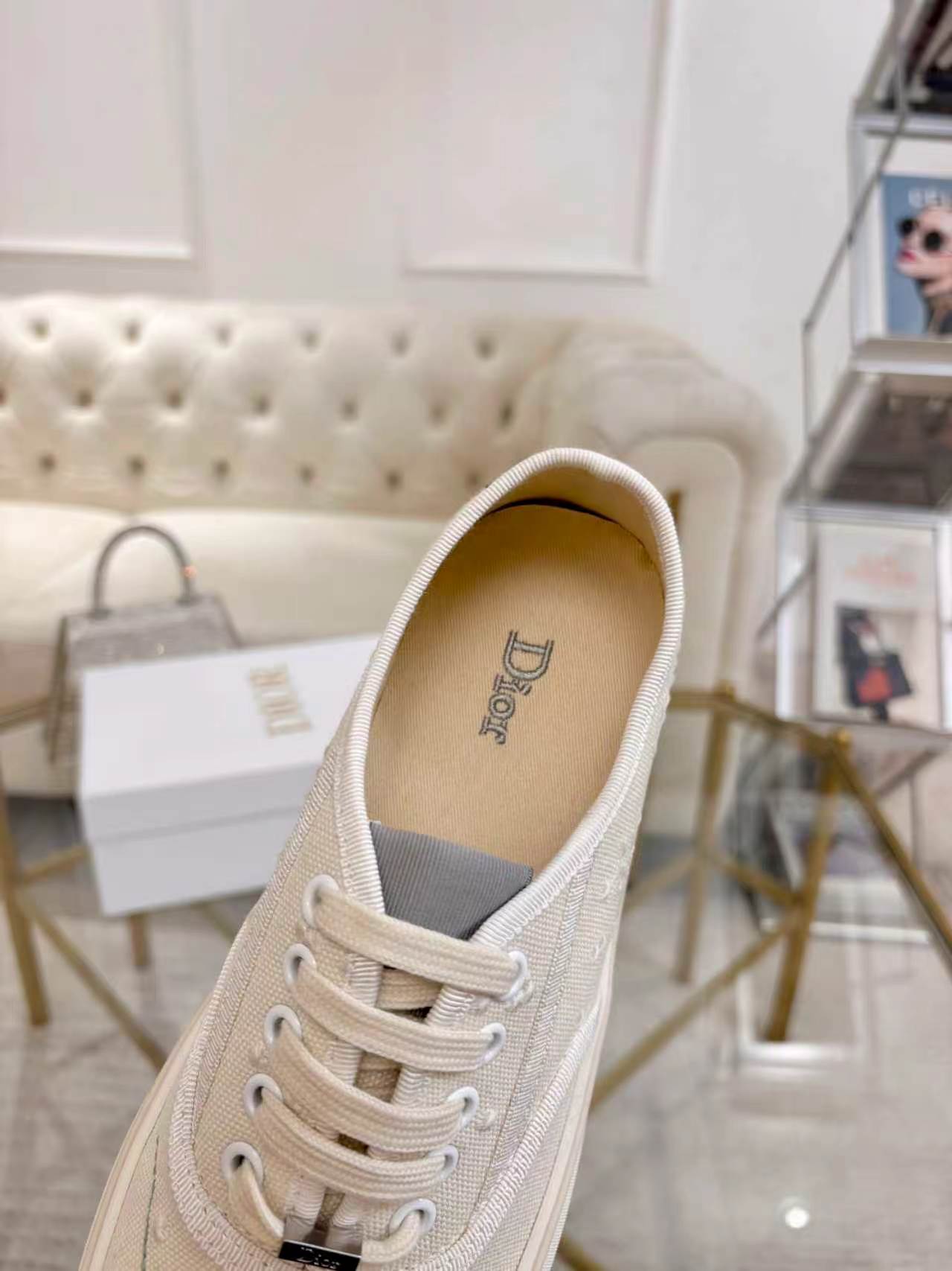 Dior