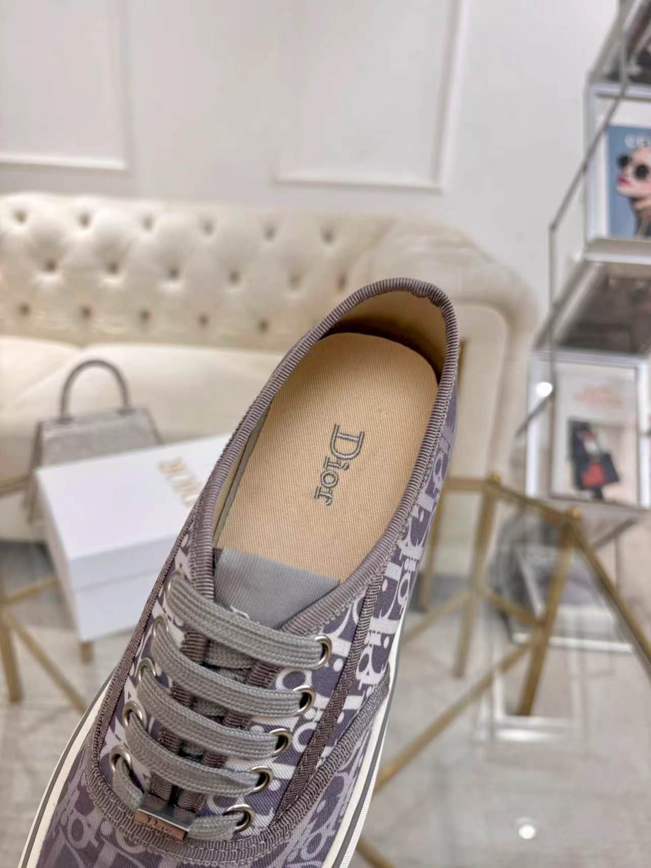 Dior