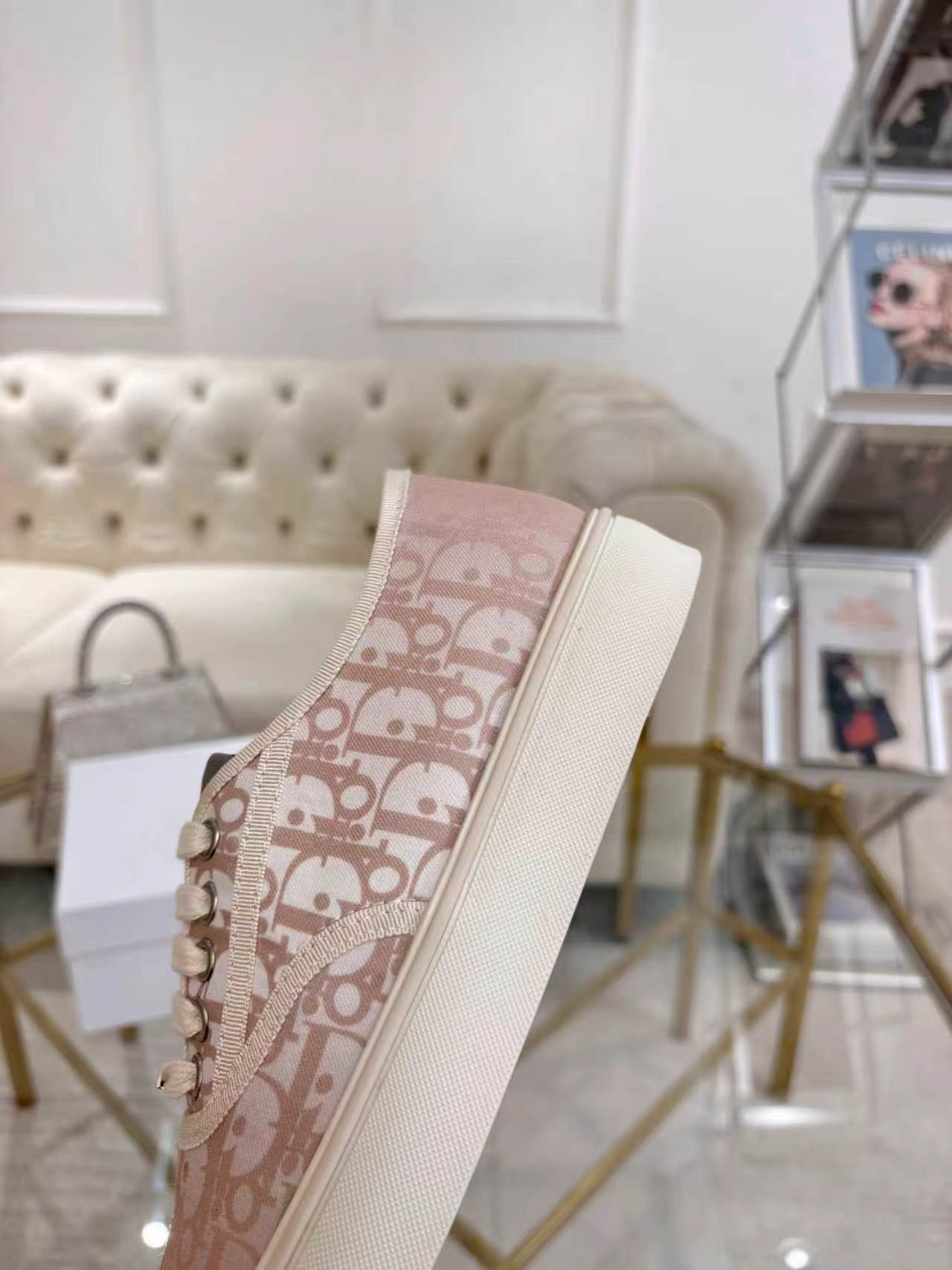 Dior