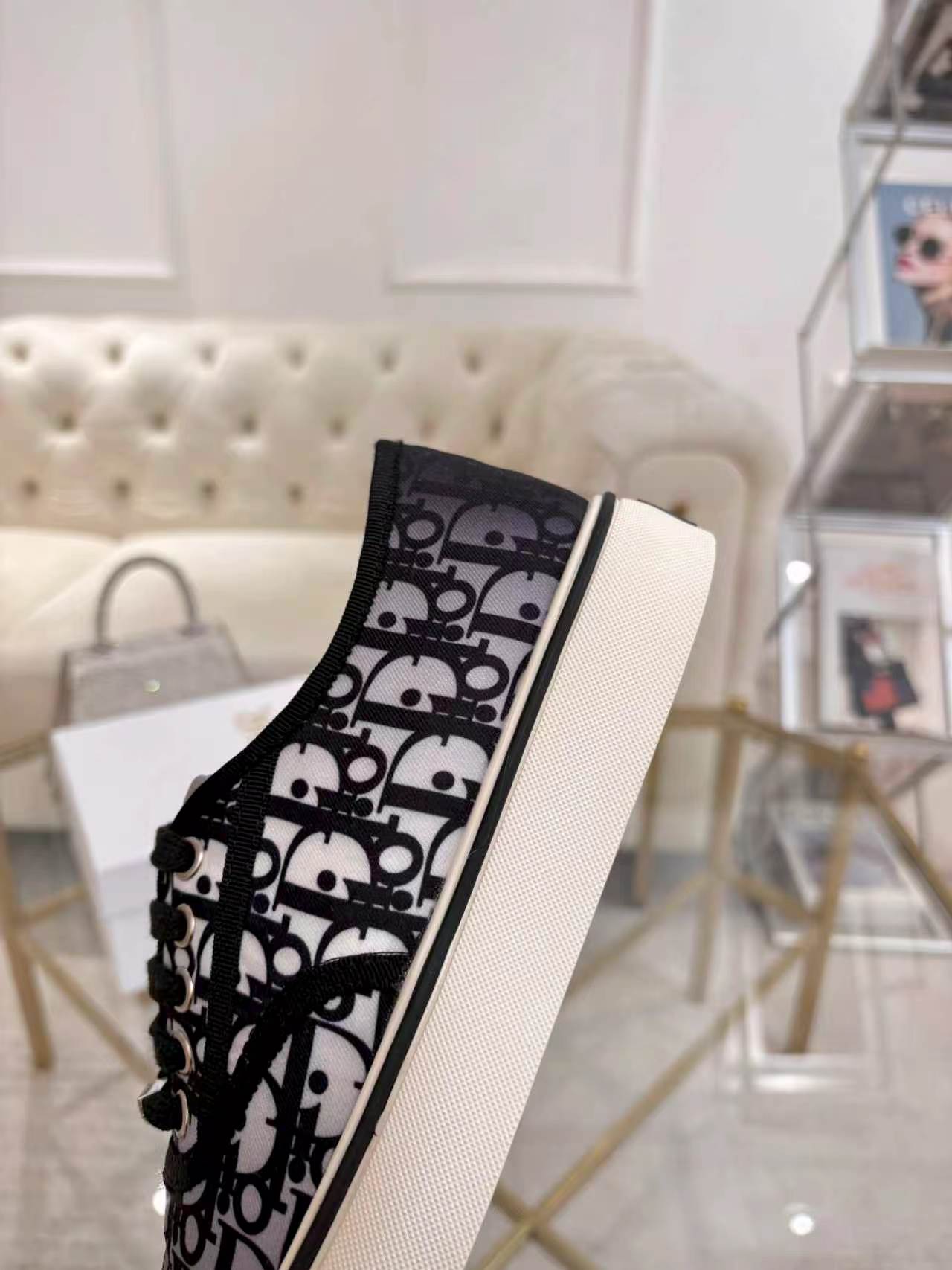 Dior