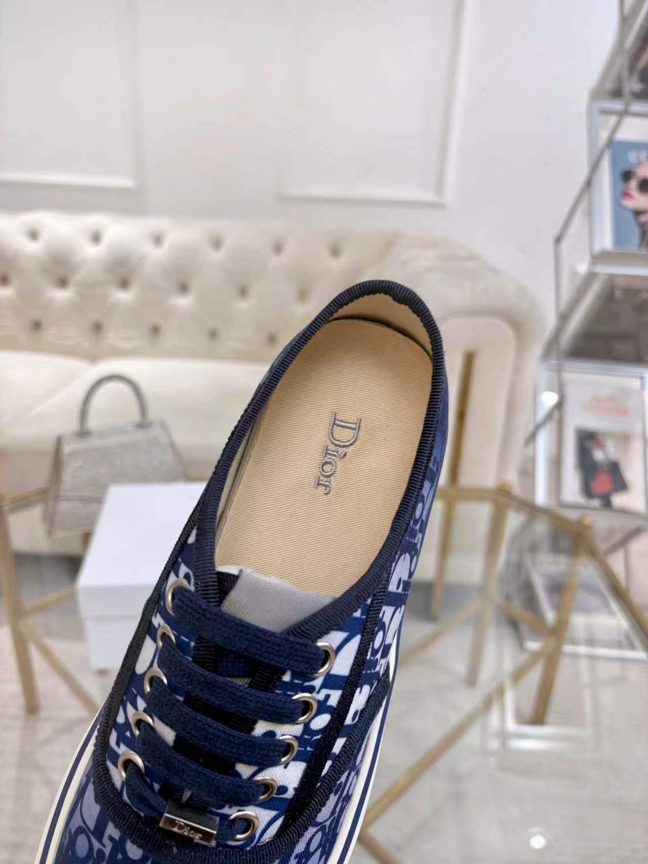 Dior