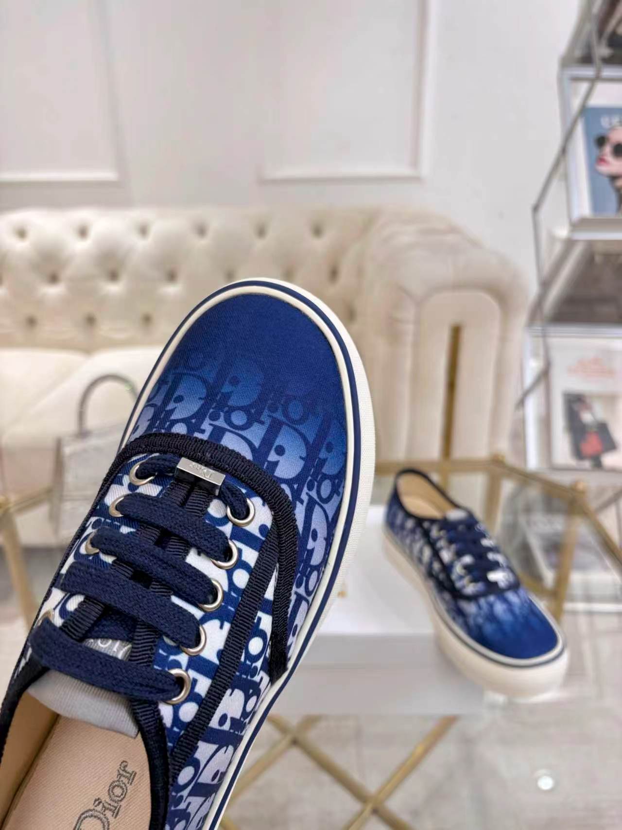 Dior