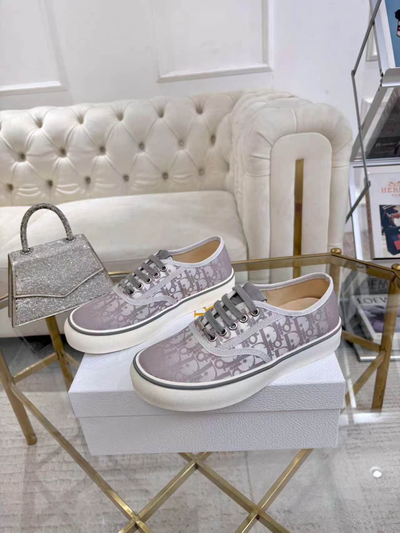Dior