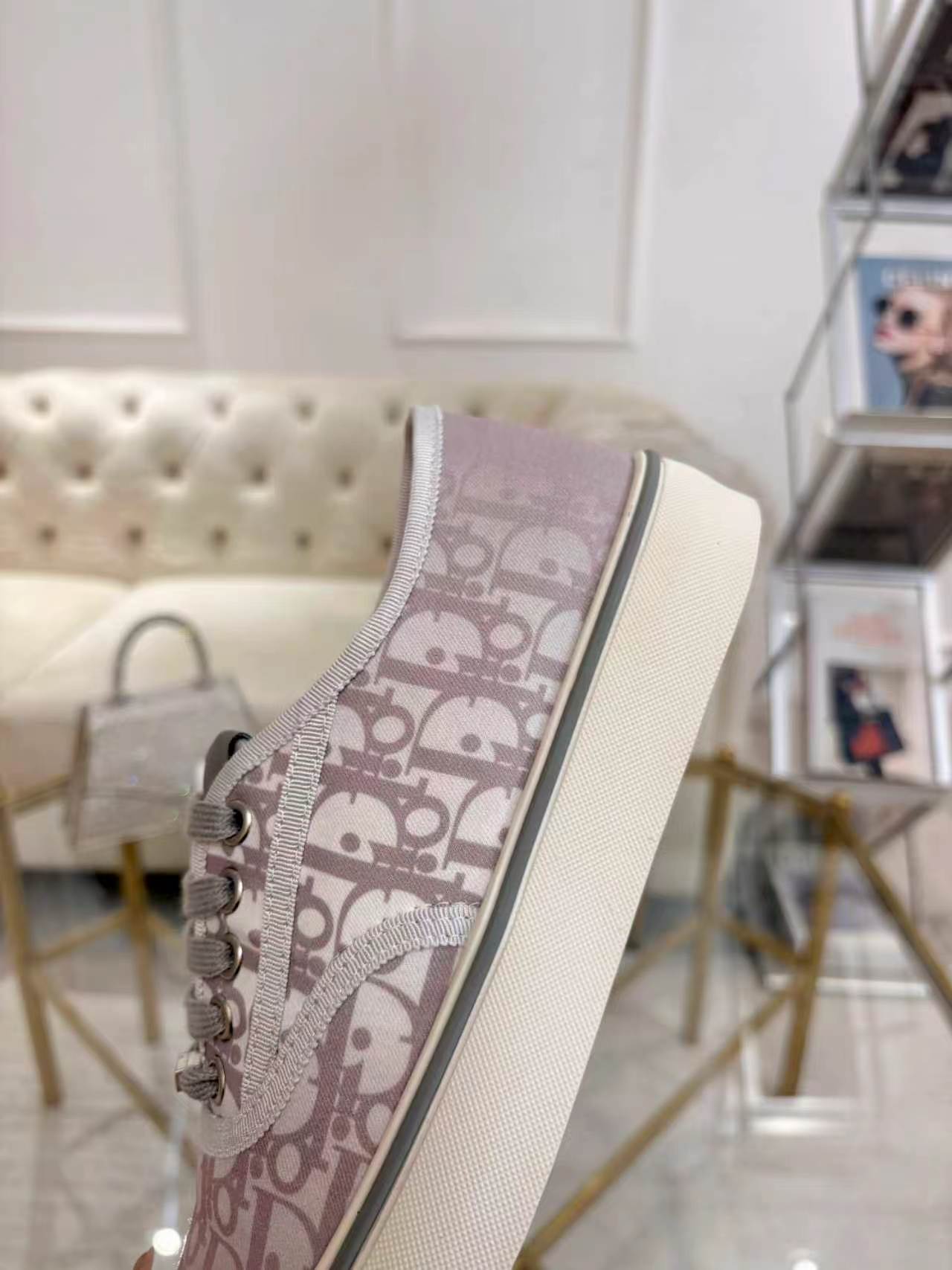 Dior
