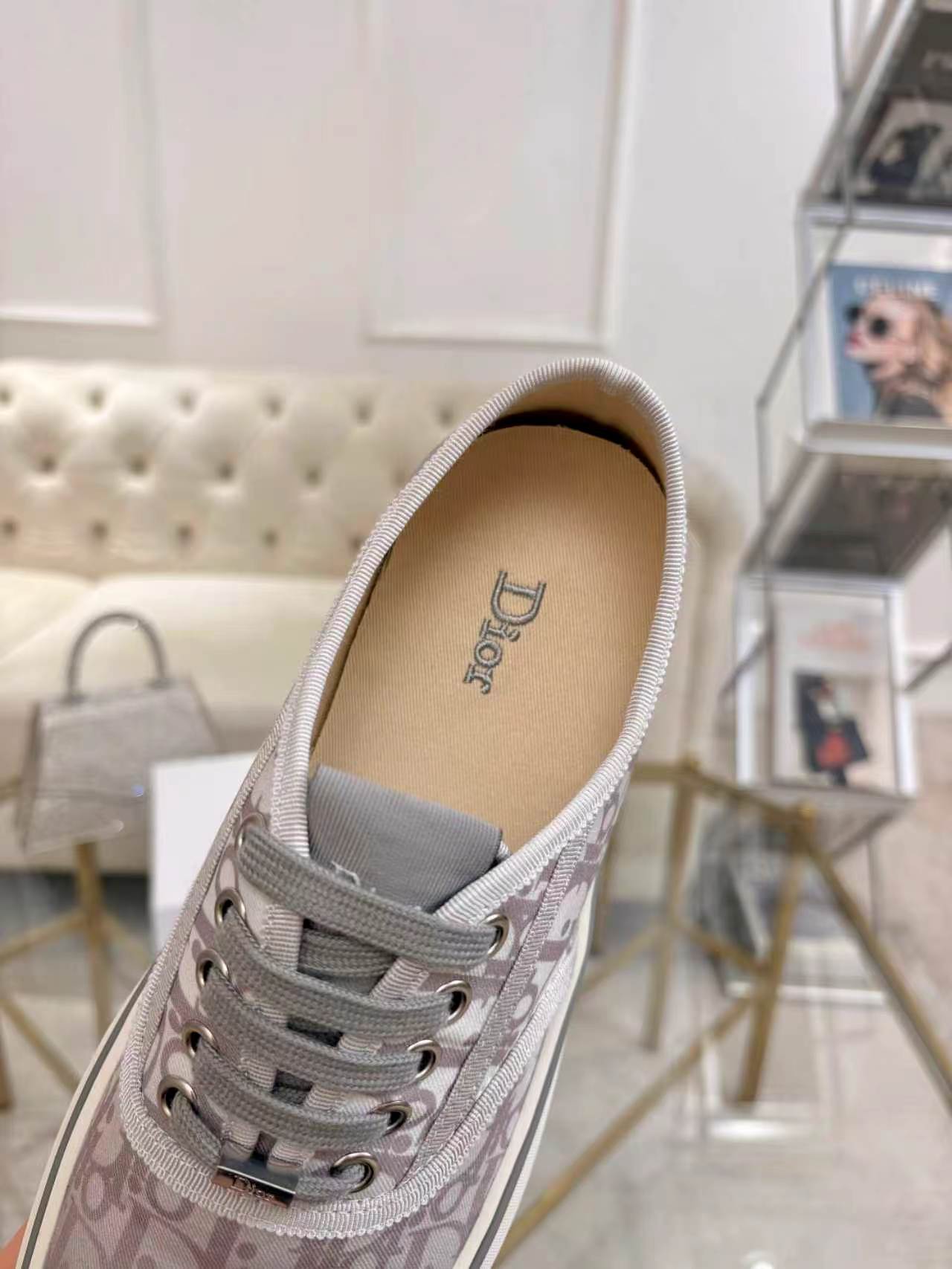 Dior