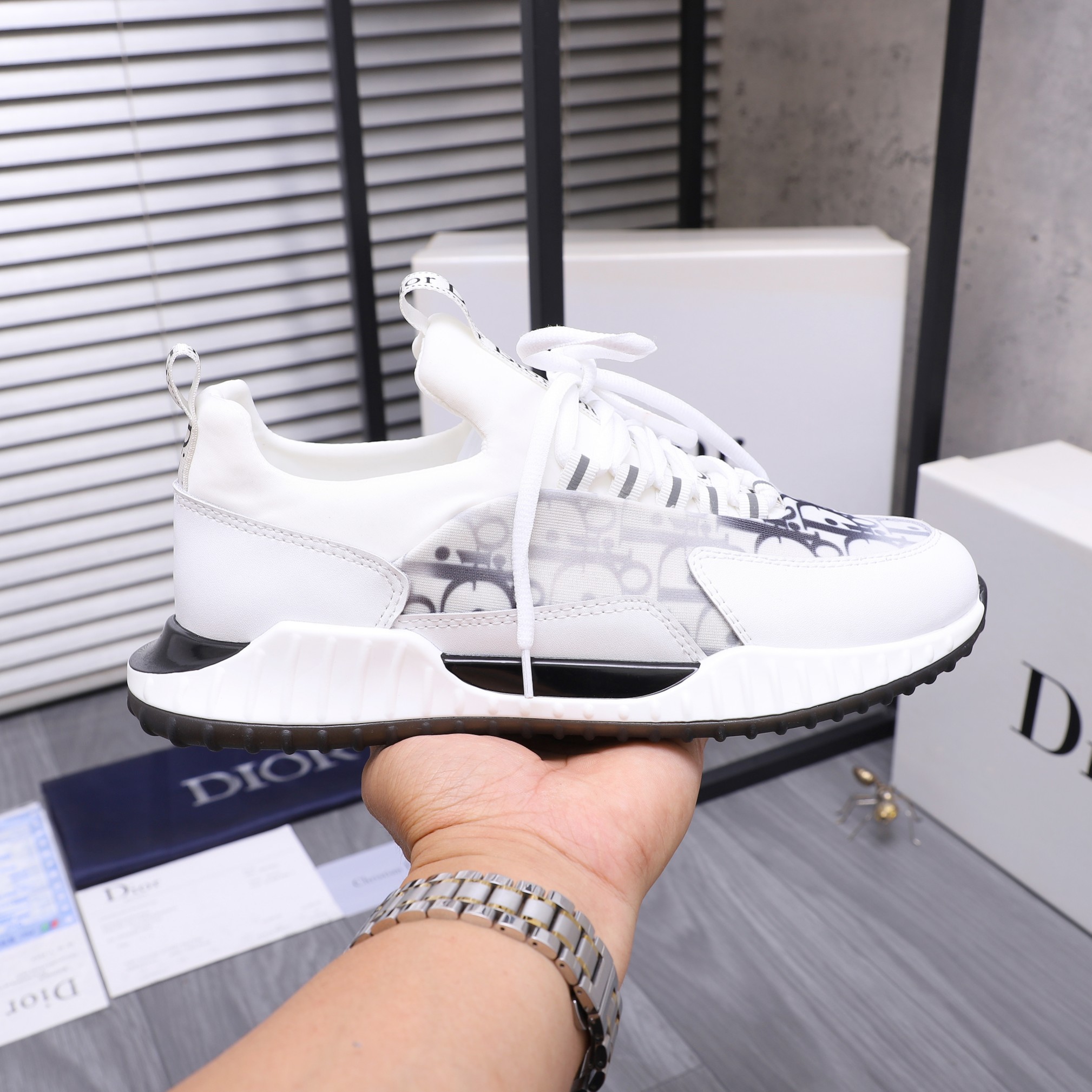Dior