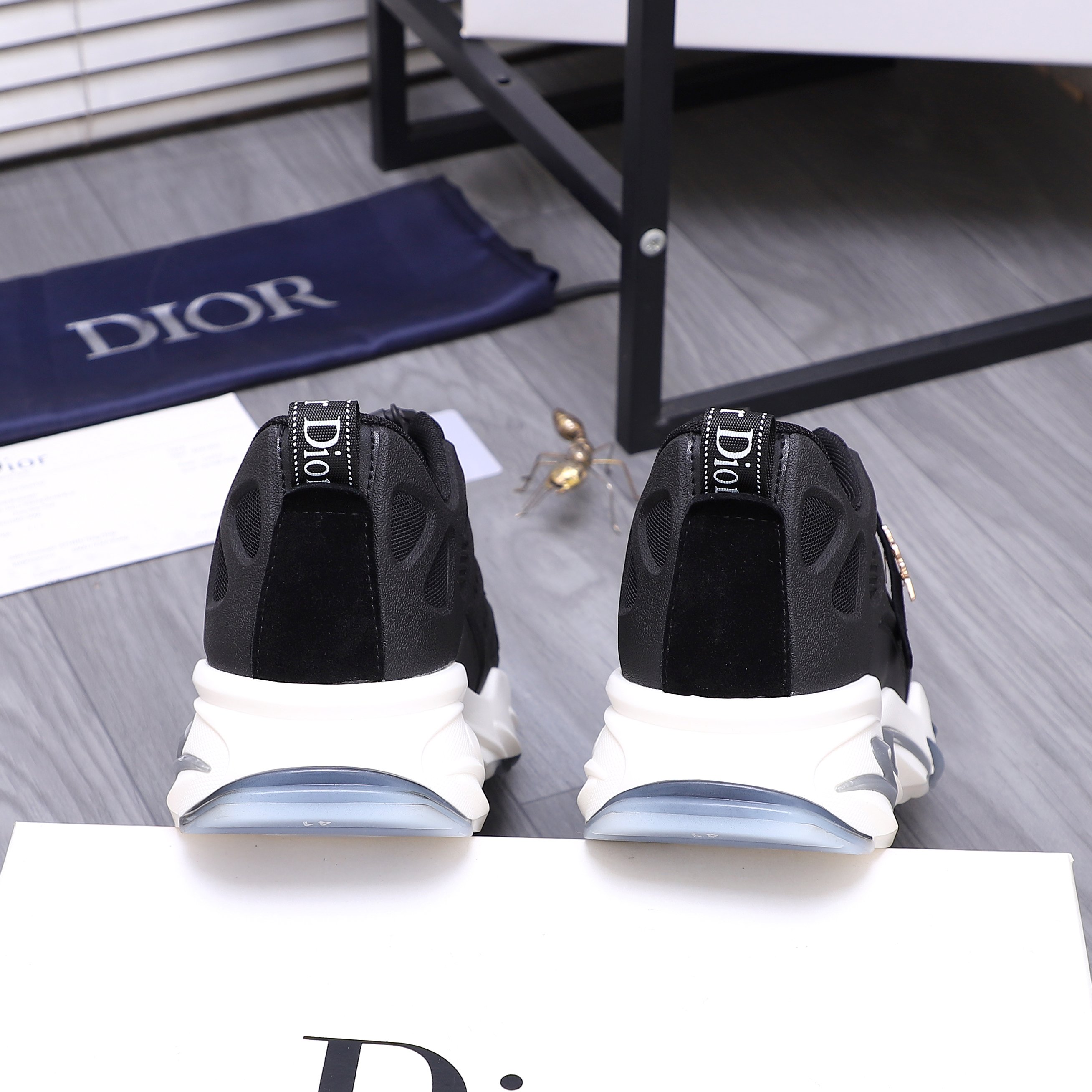 Dior