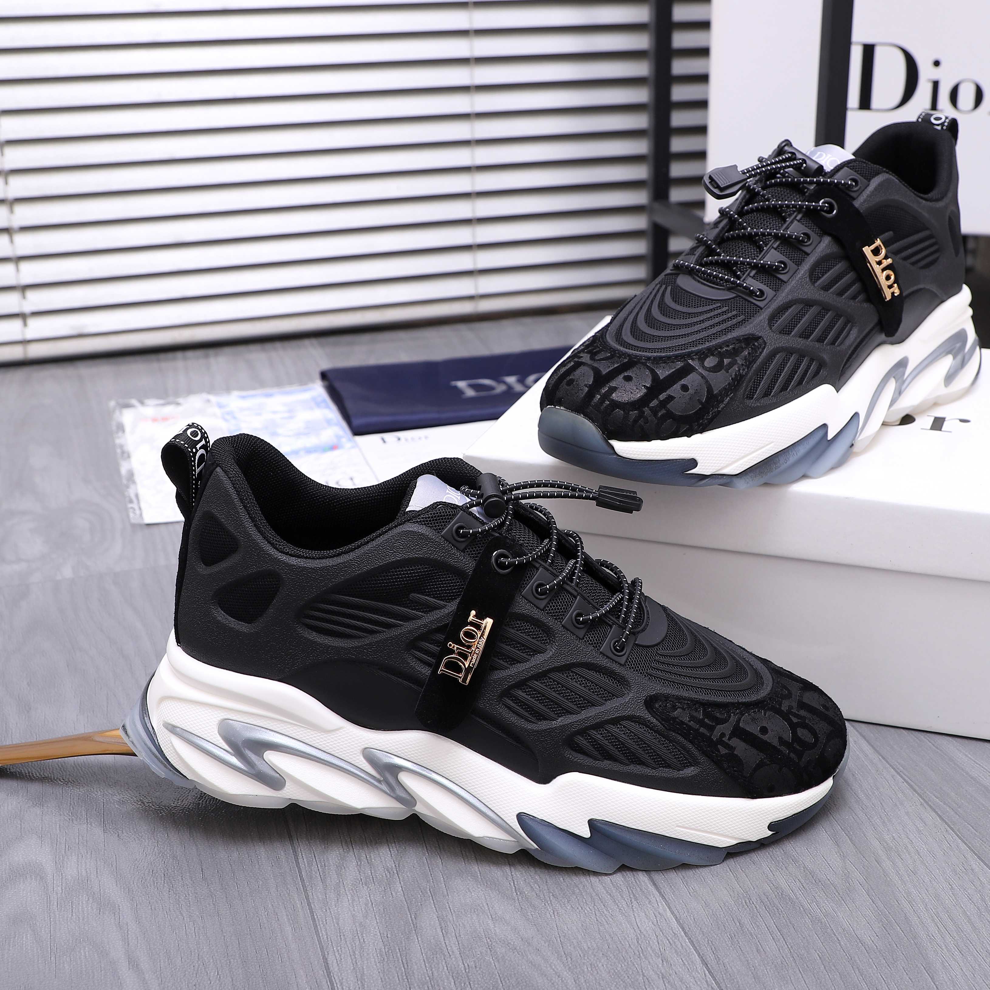 Dior