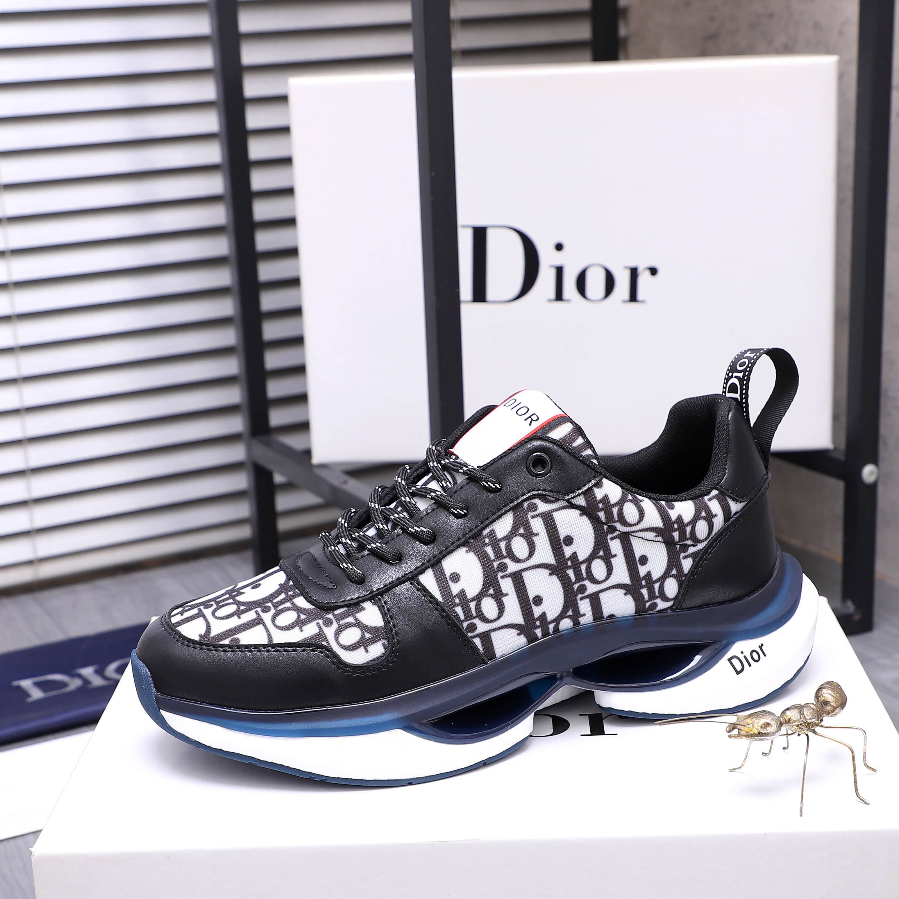 Dior