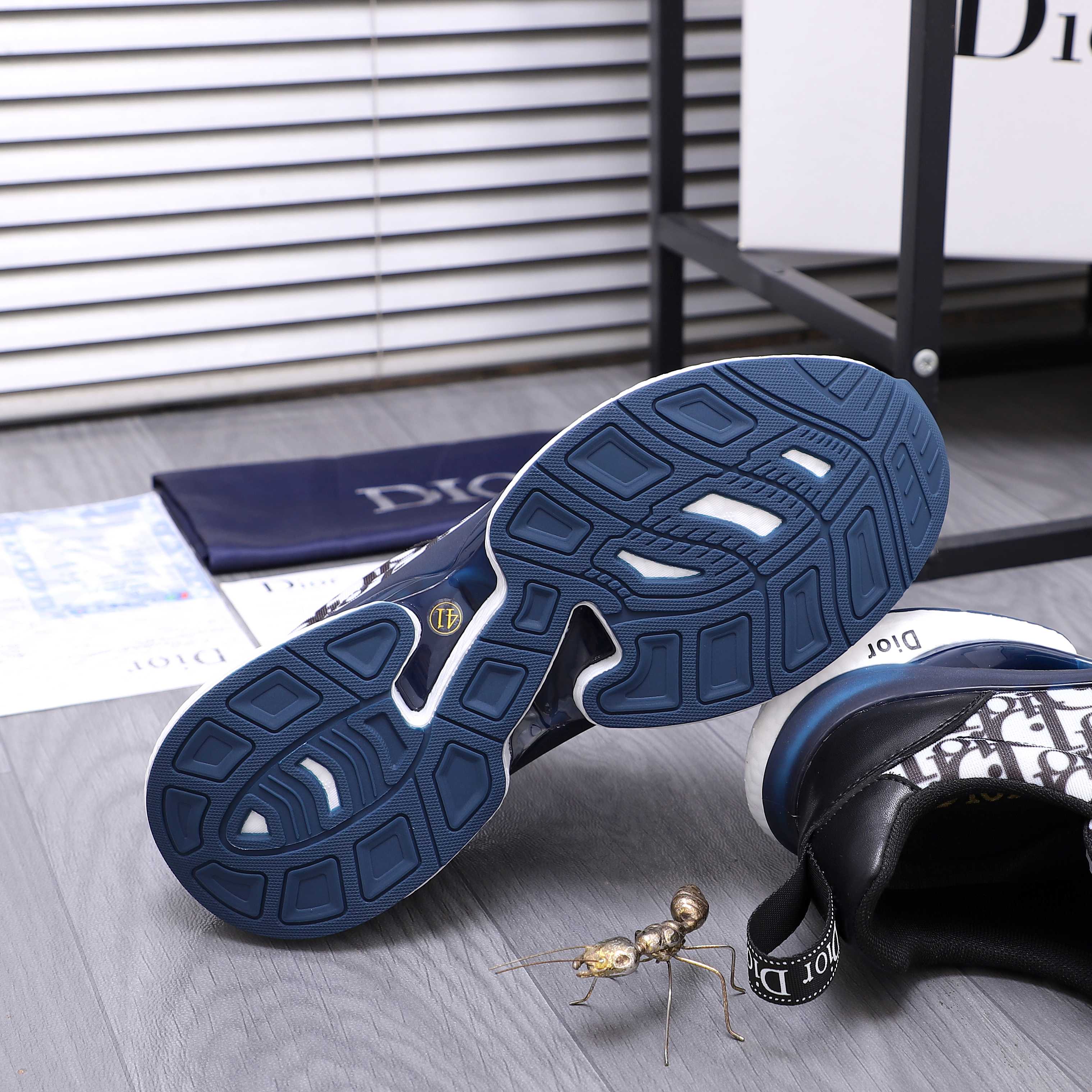 Dior