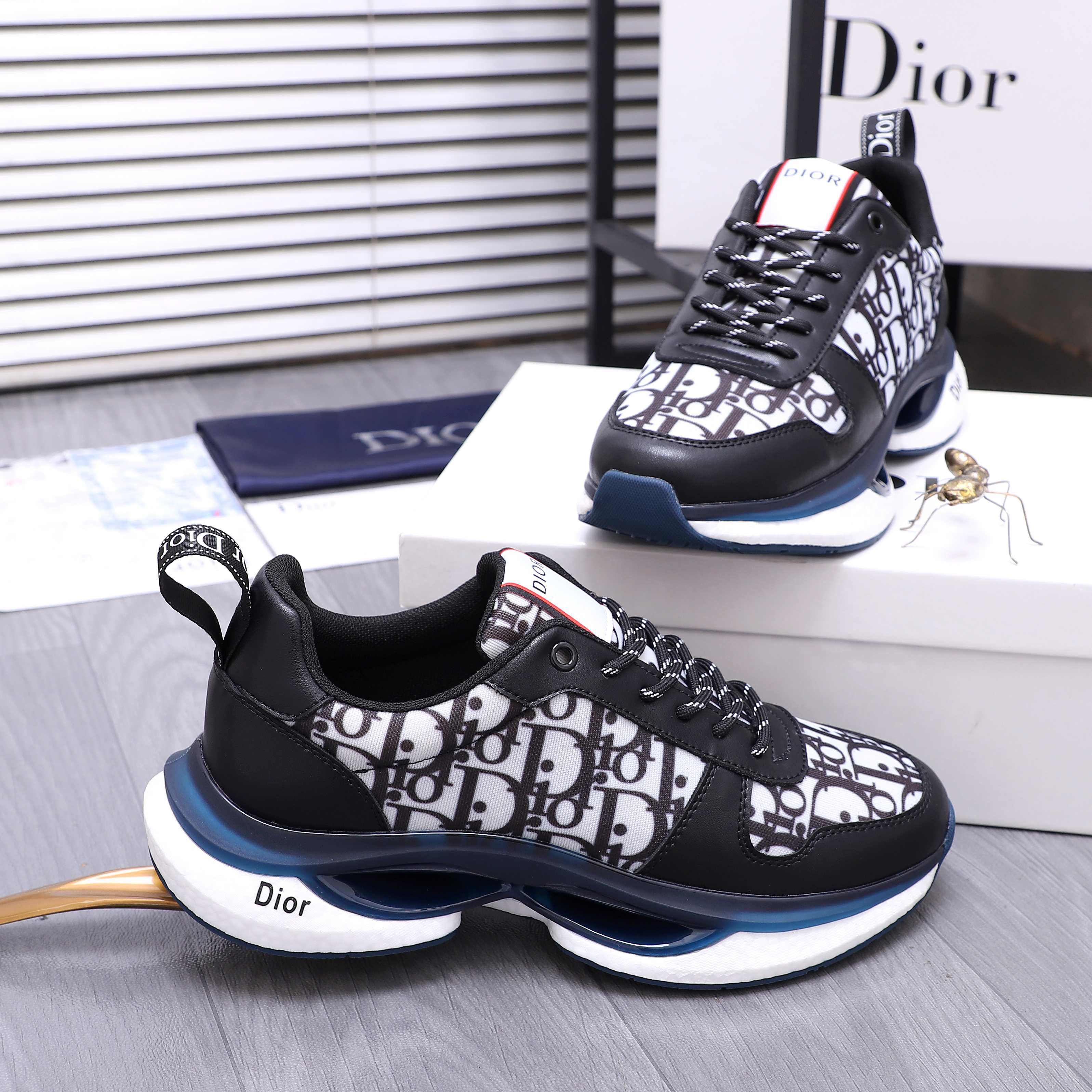 Dior