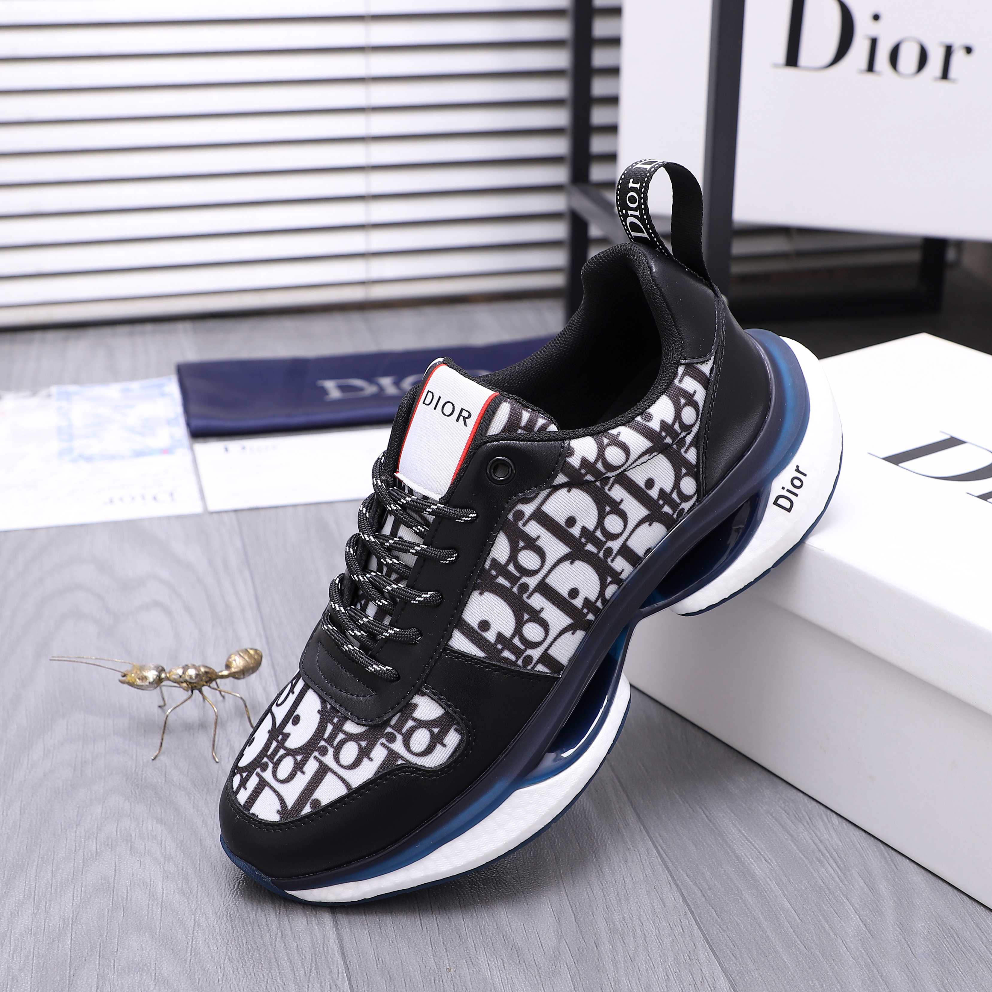 Dior