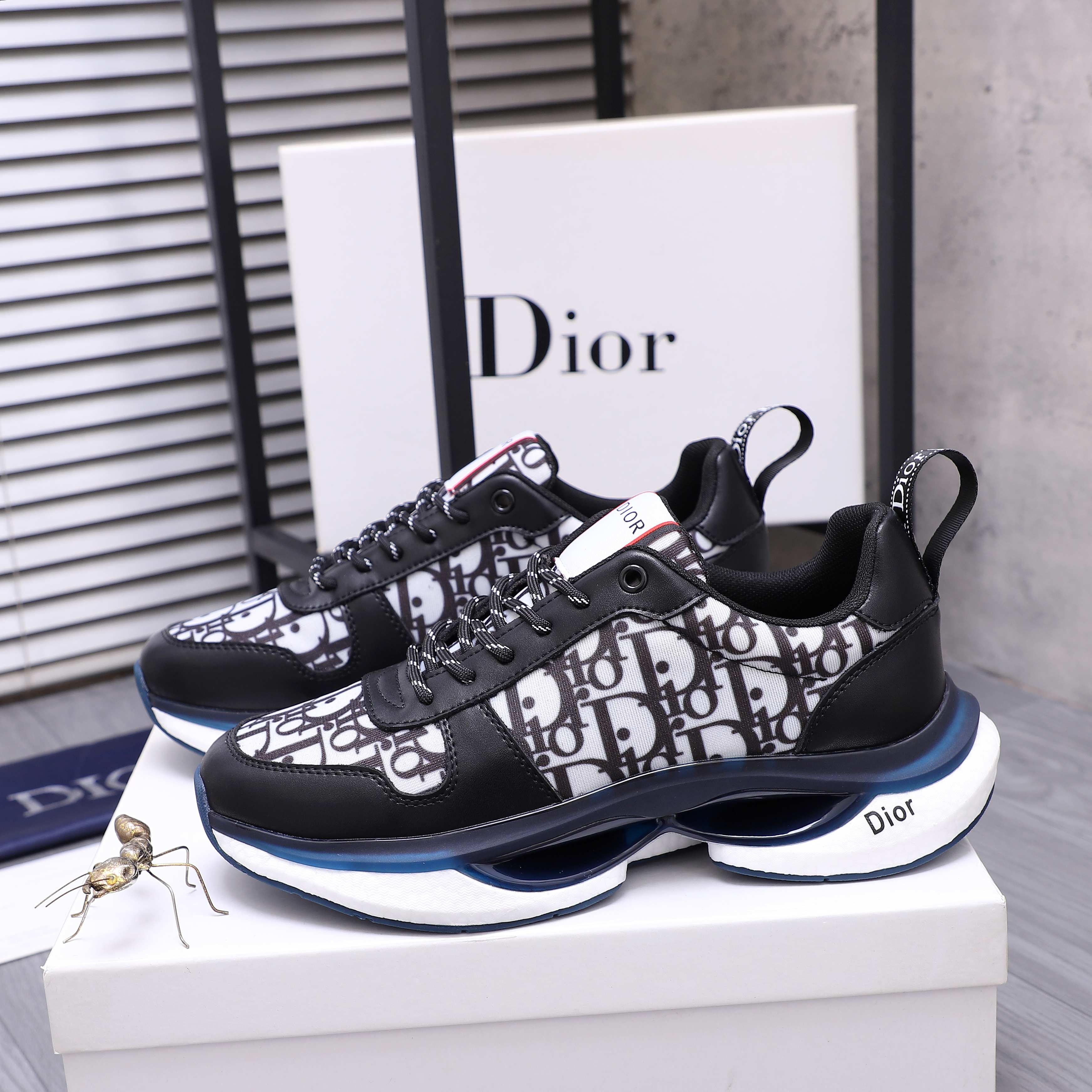 Dior