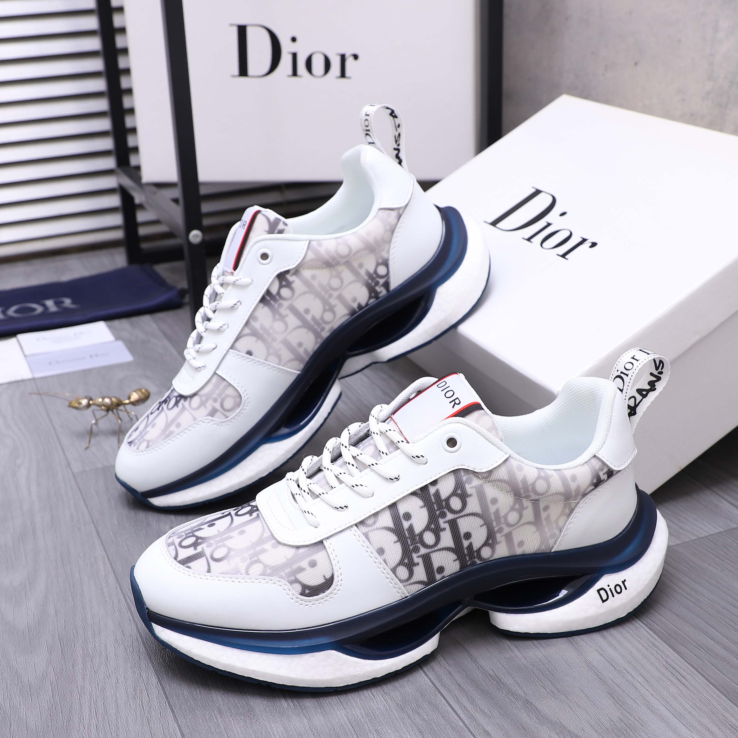 Dior