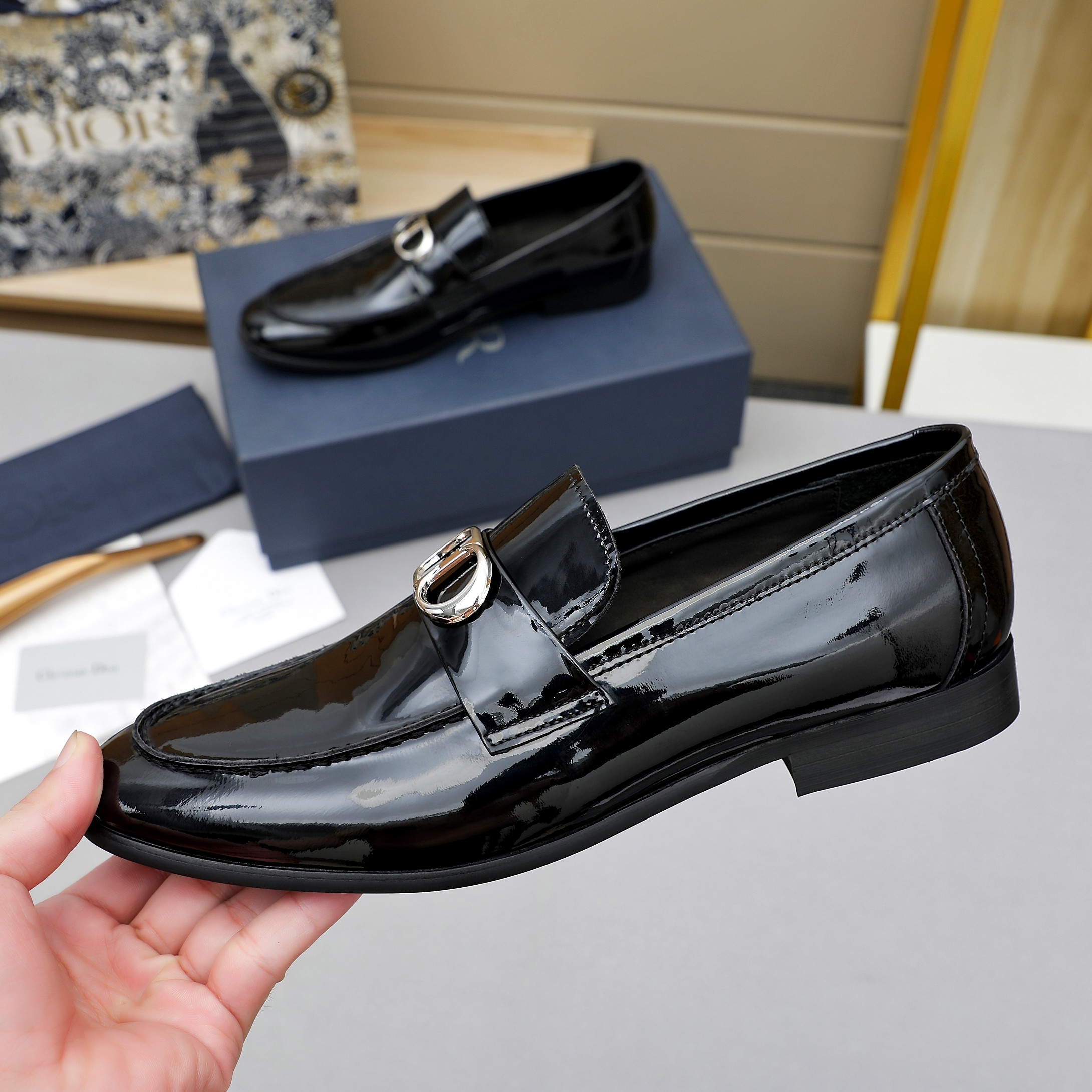 Dior