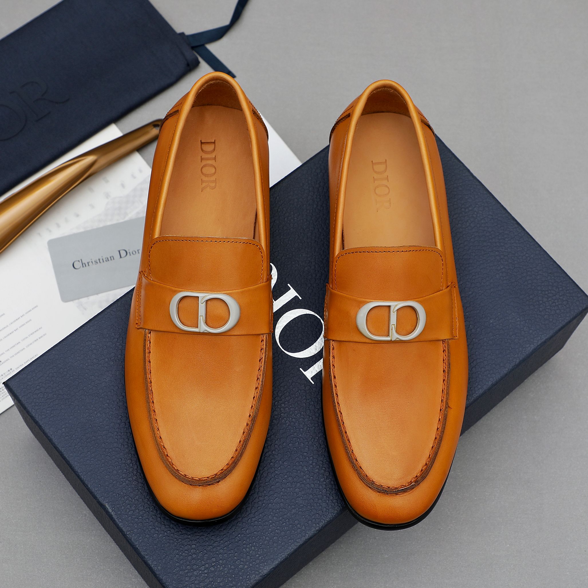 Dior
