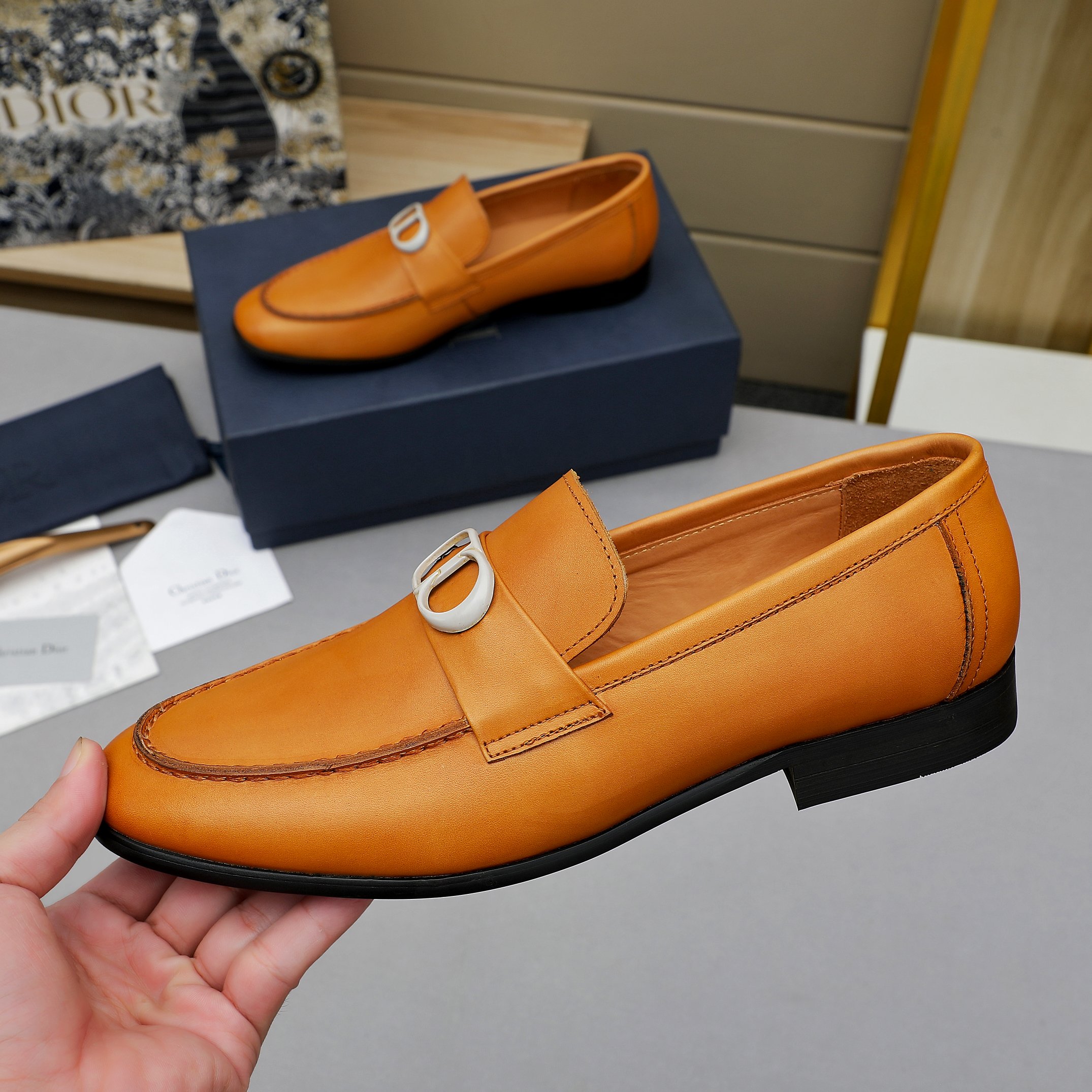 Dior