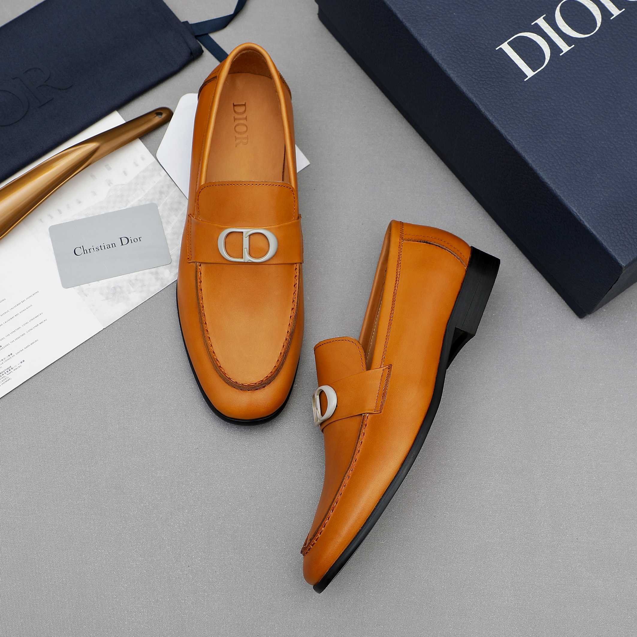 Dior