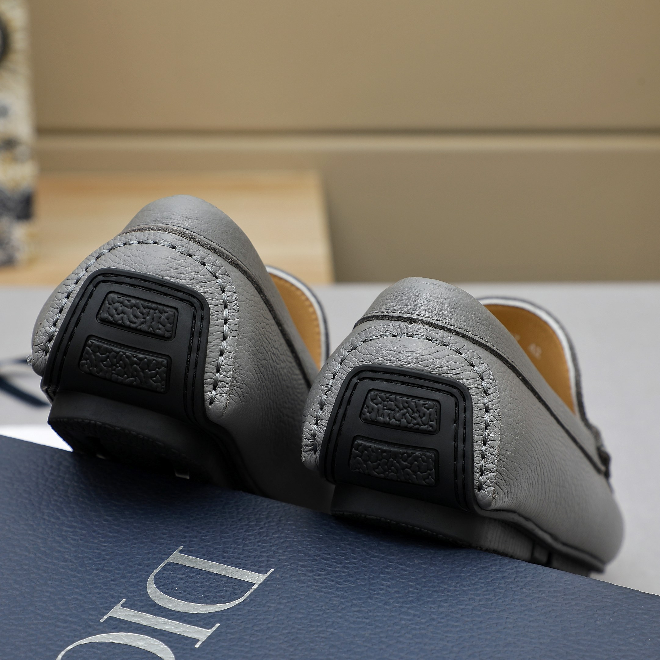 Dior