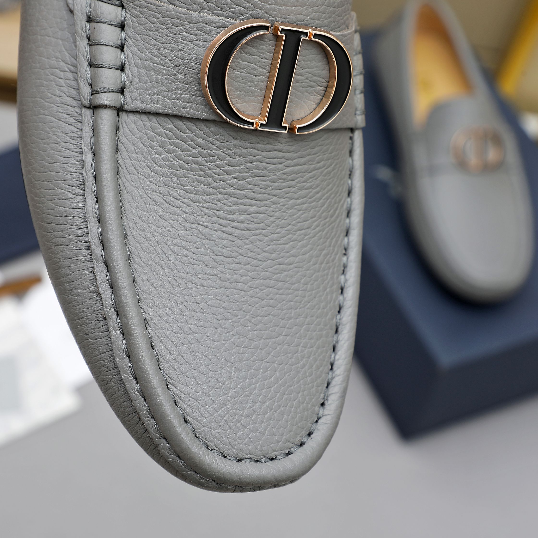 Dior