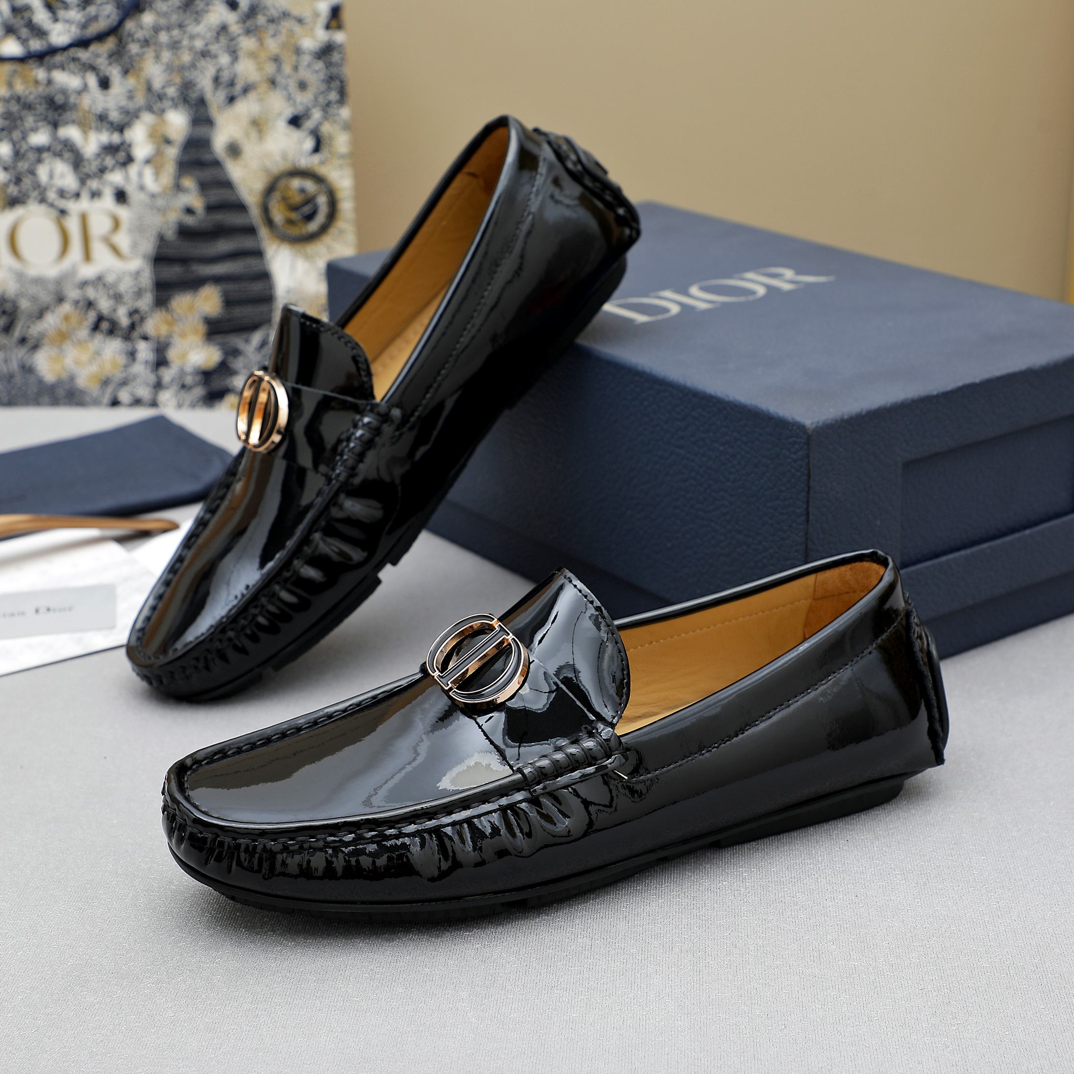 Dior