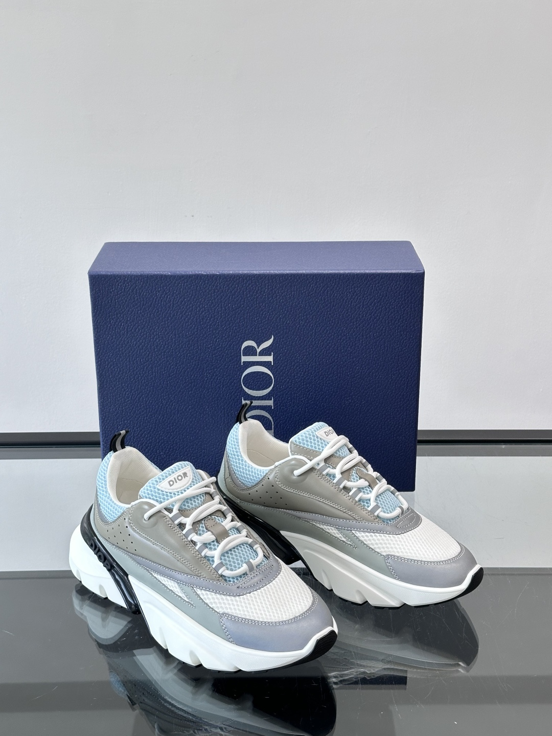 Dior