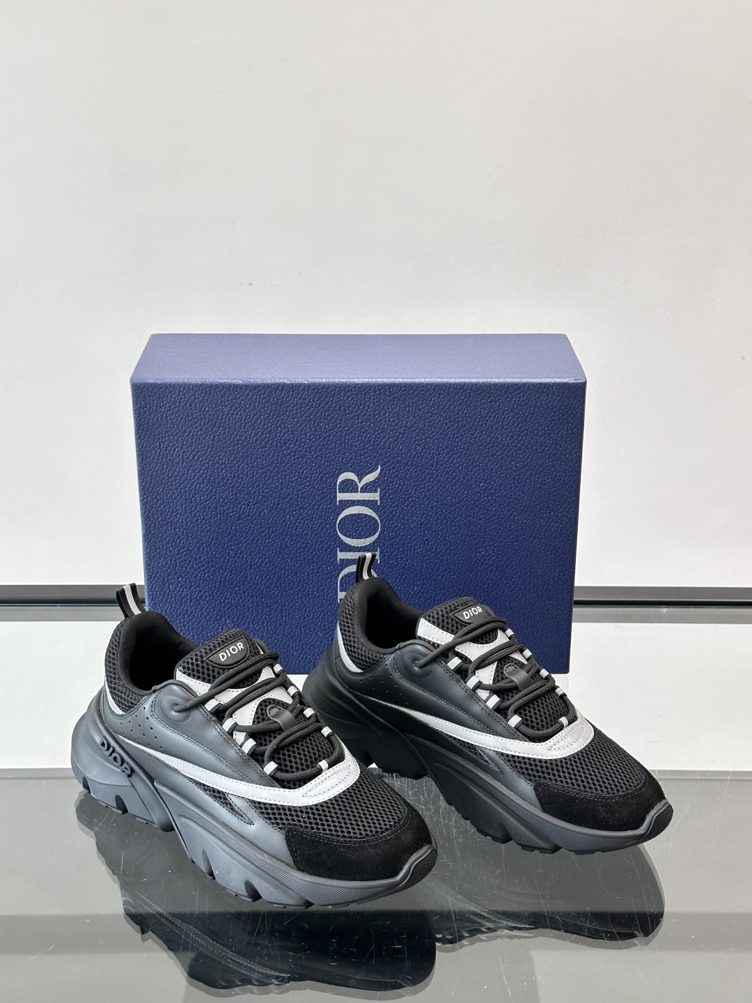 Dior