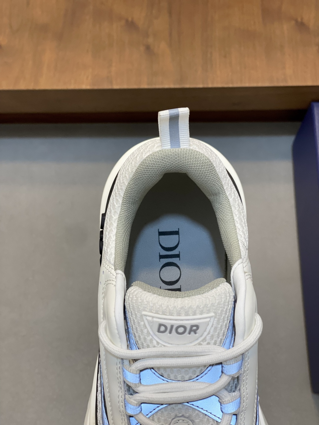 Dior