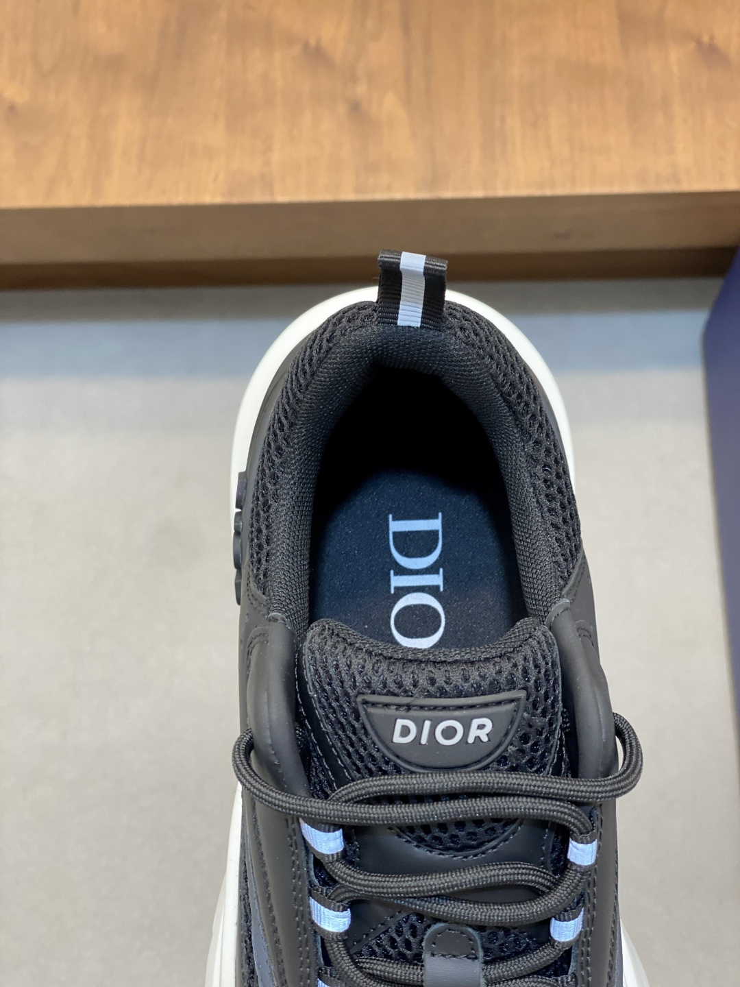 Dior