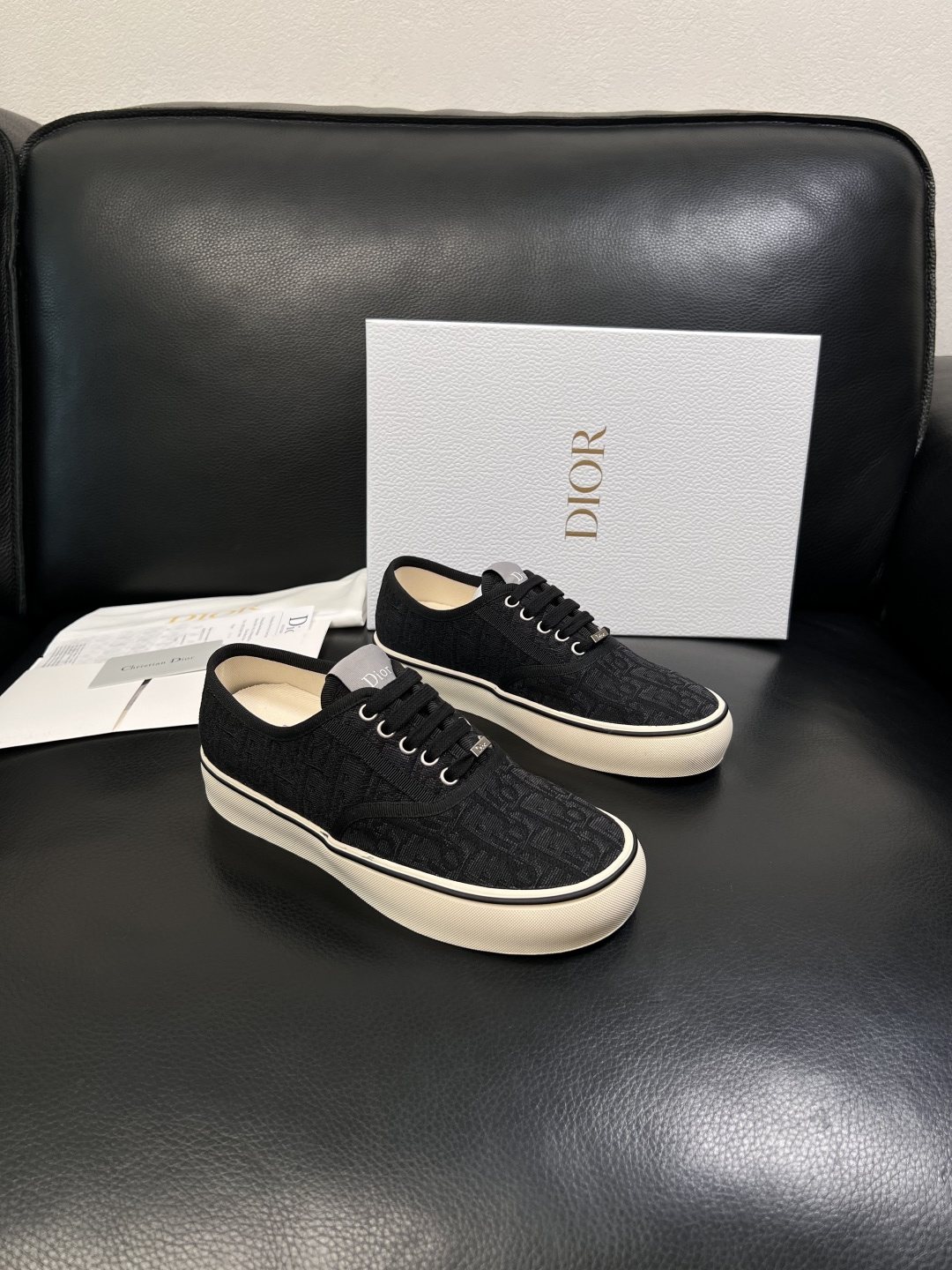 Dior