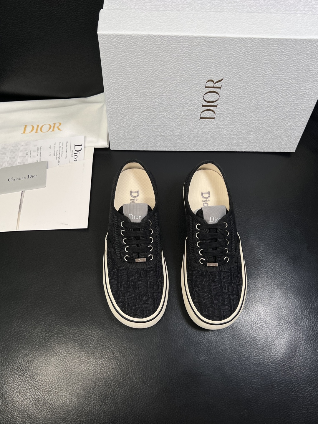 Dior