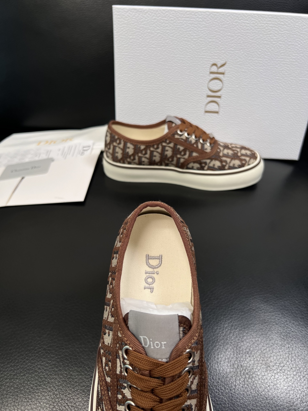 Dior