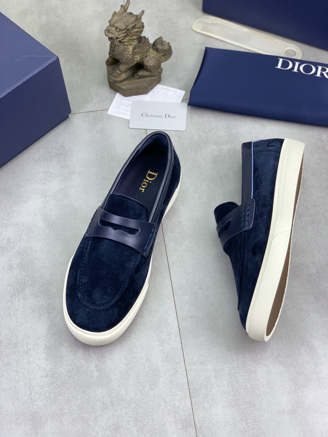 Dior