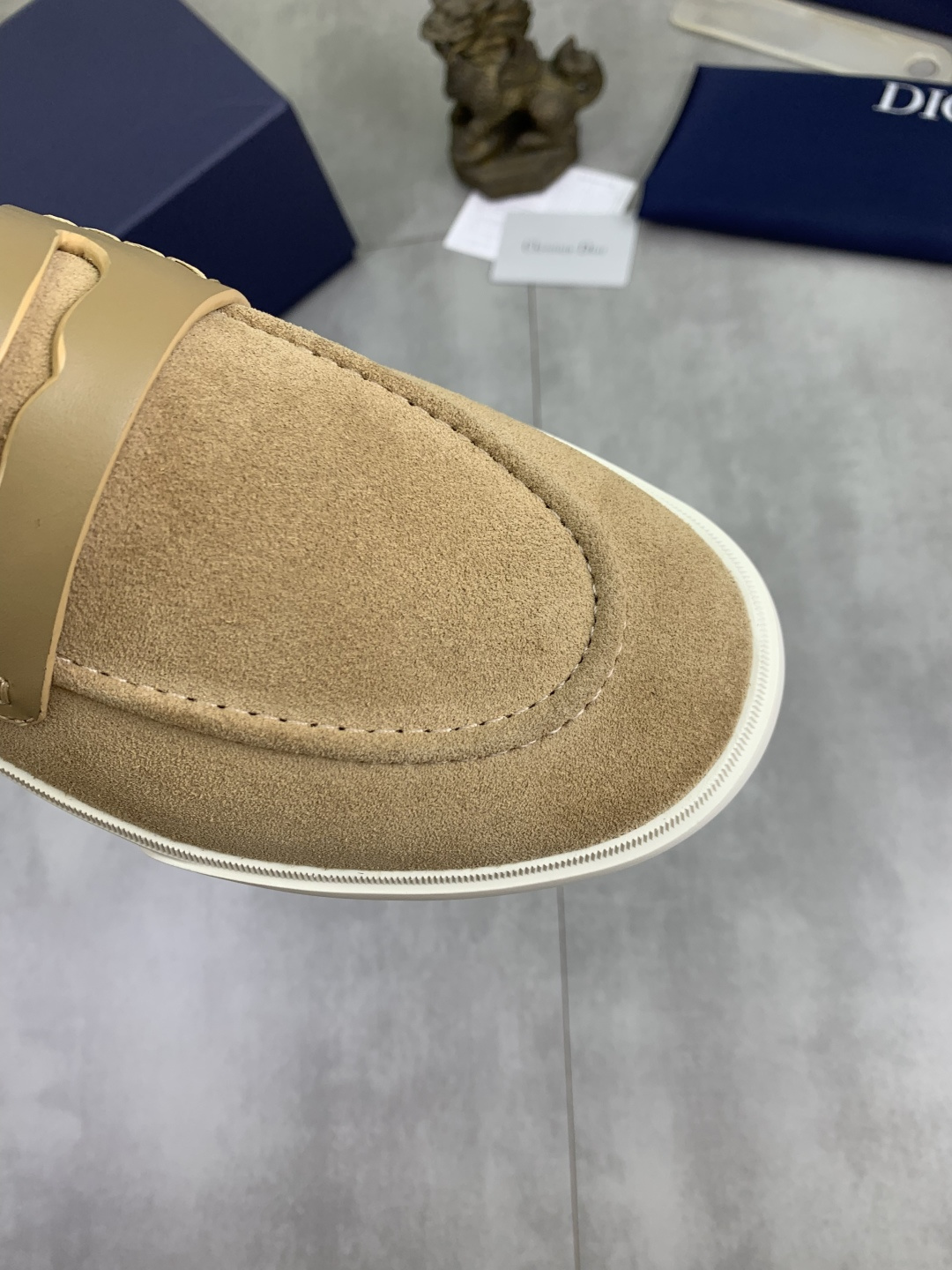 Dior