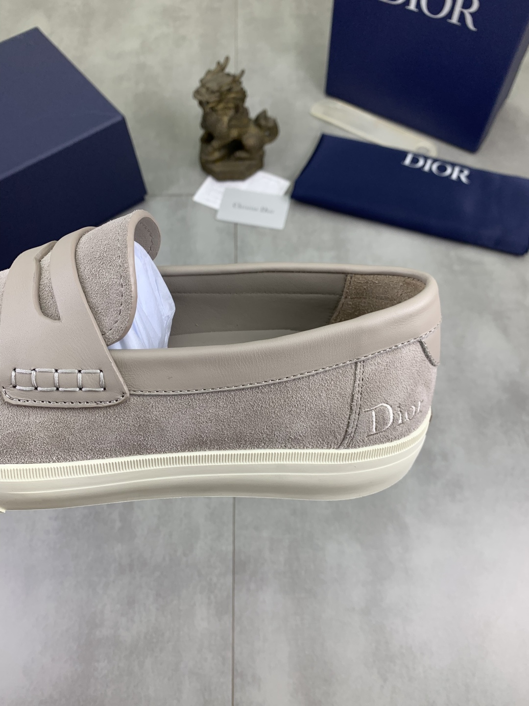 Dior