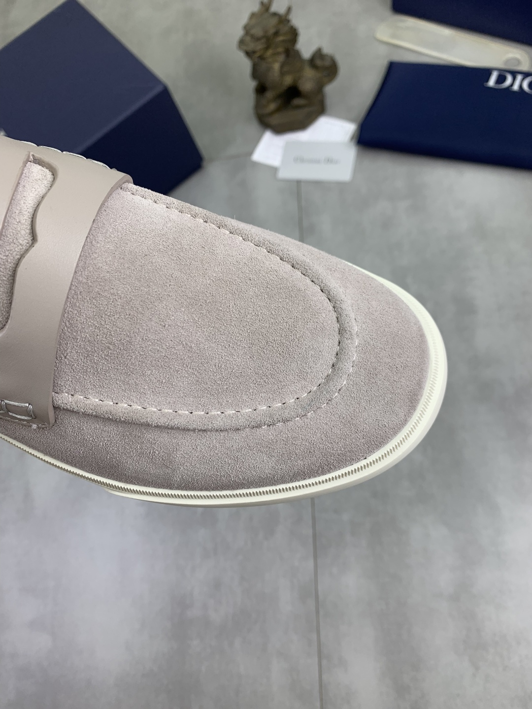 Dior