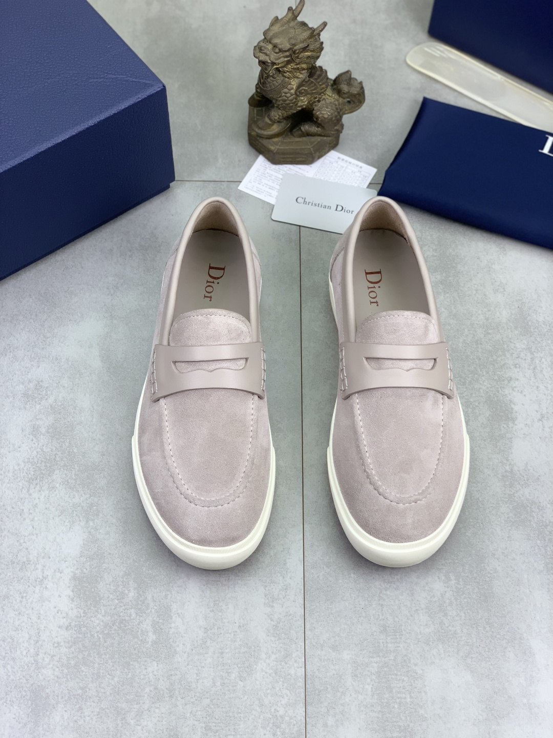 Dior