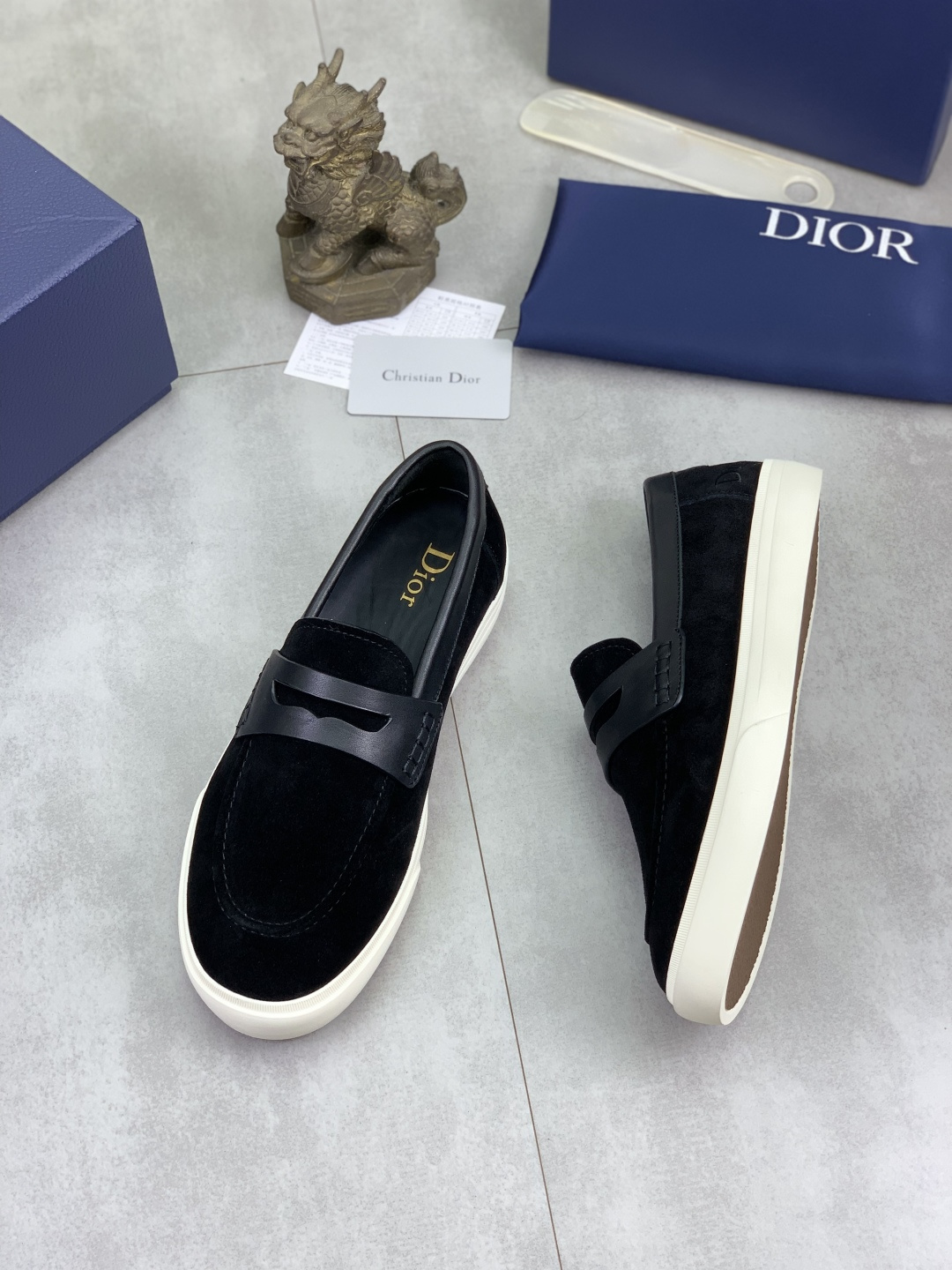 Dior