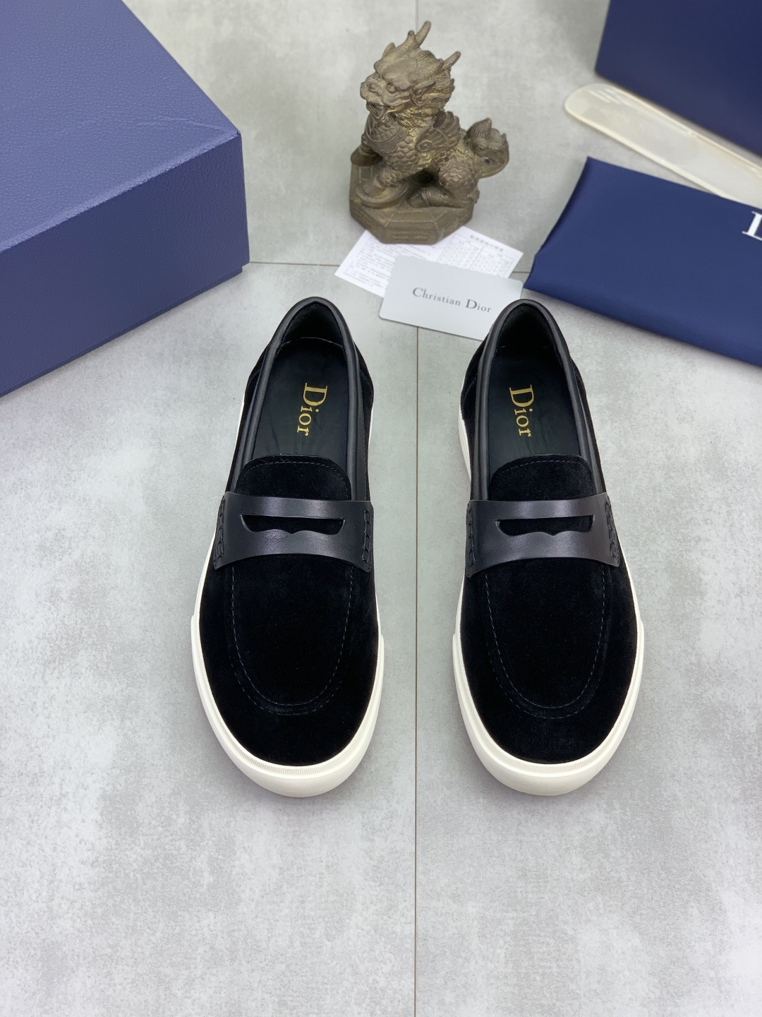 Dior