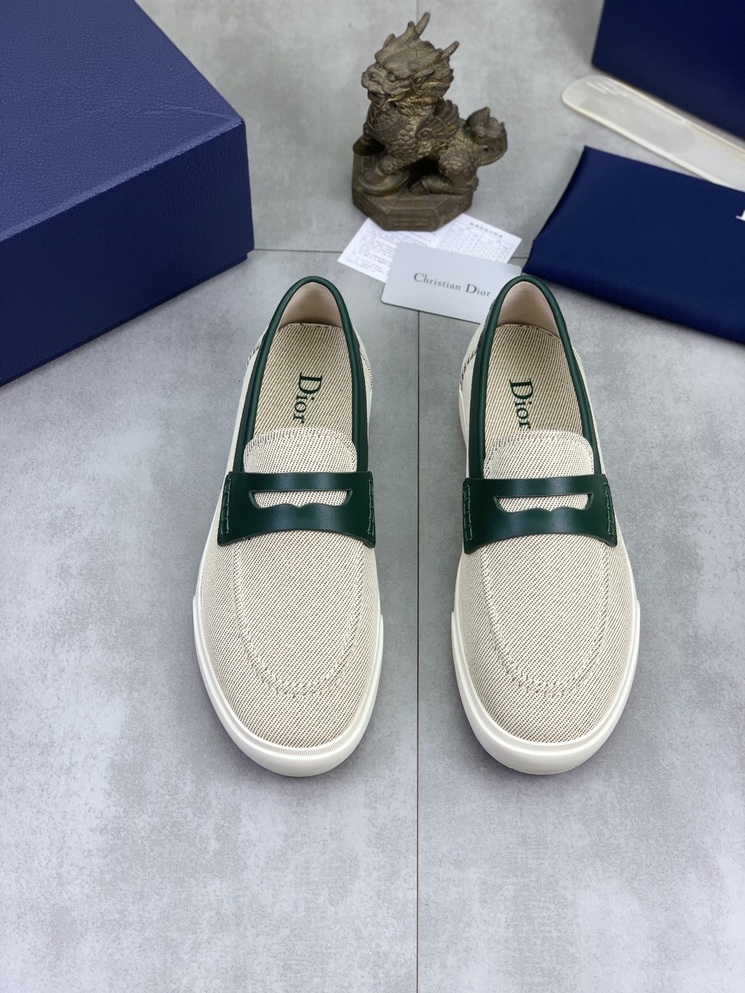 Dior