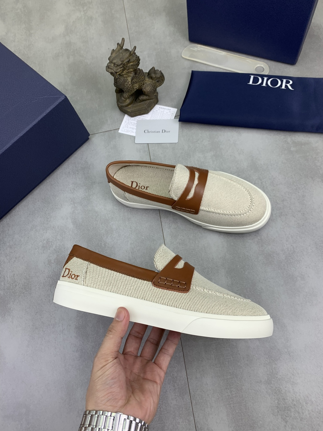 Dior
