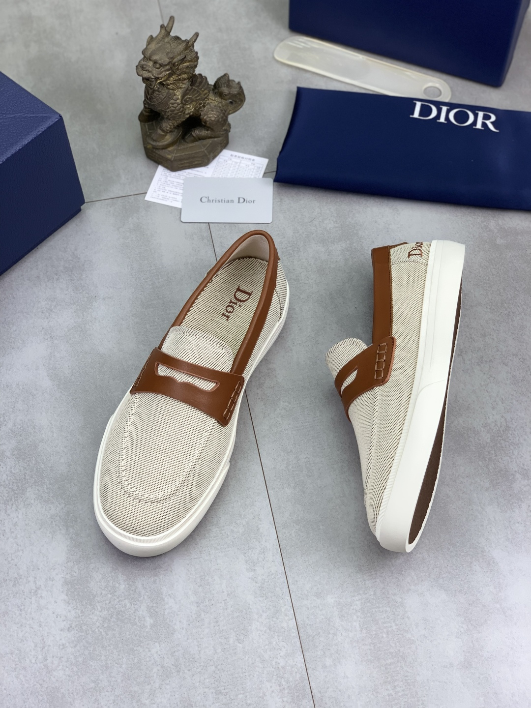 Dior