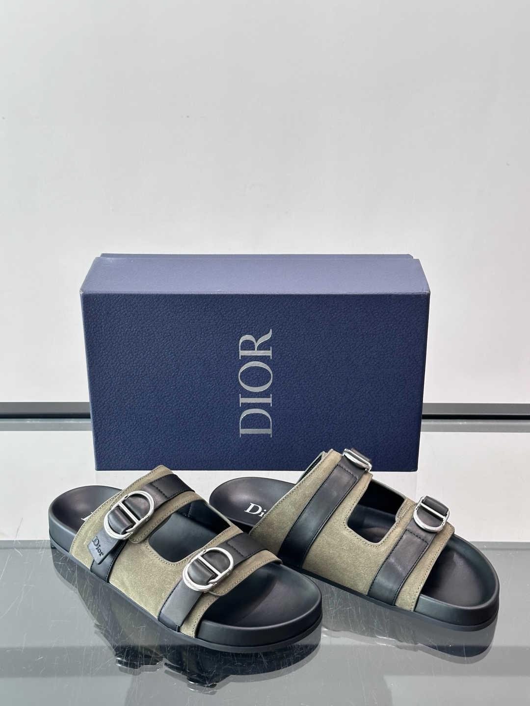 Dior