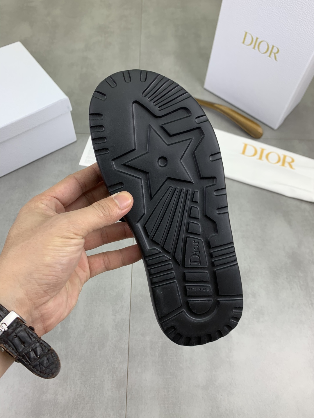 Dior