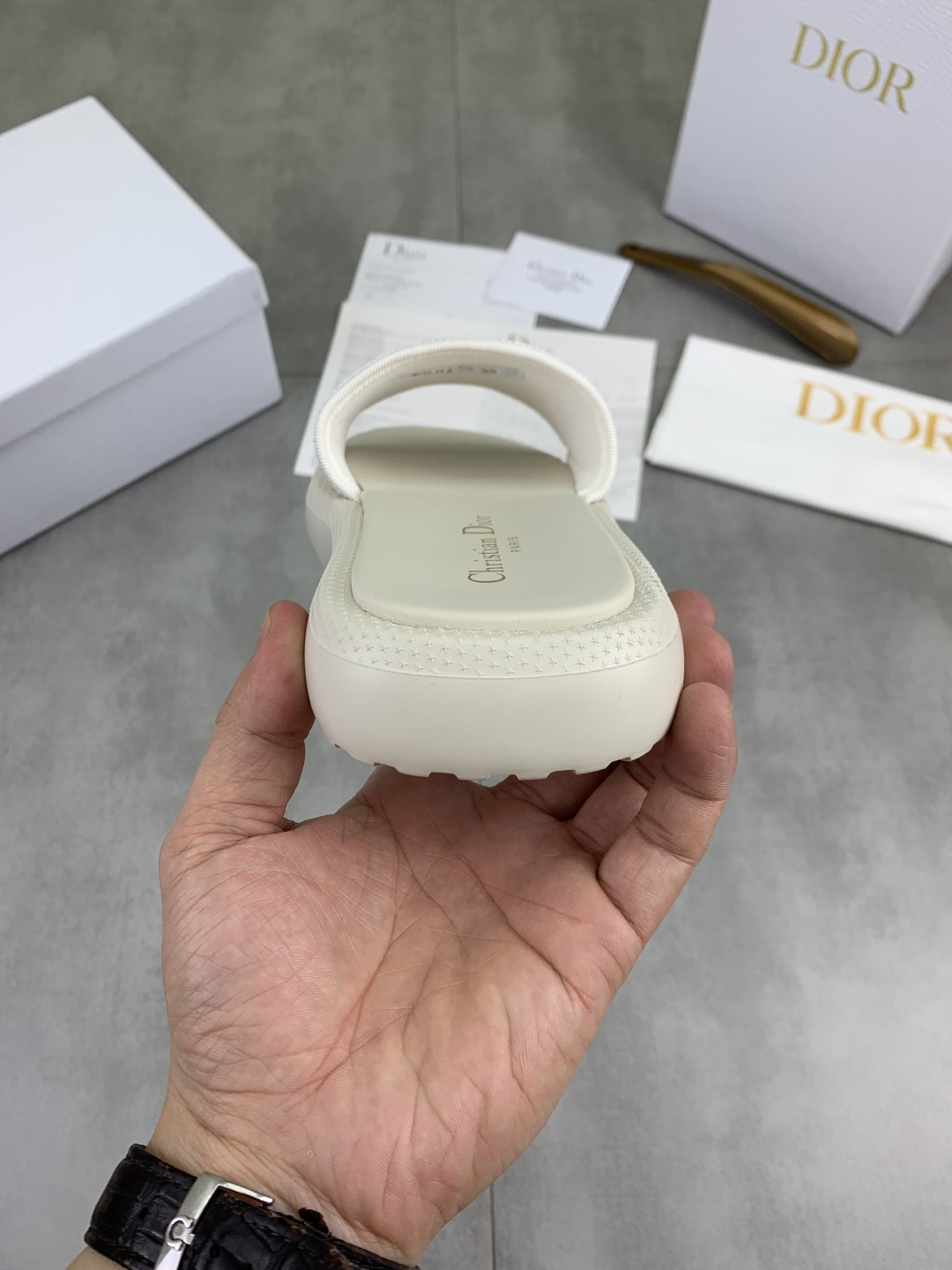 Dior