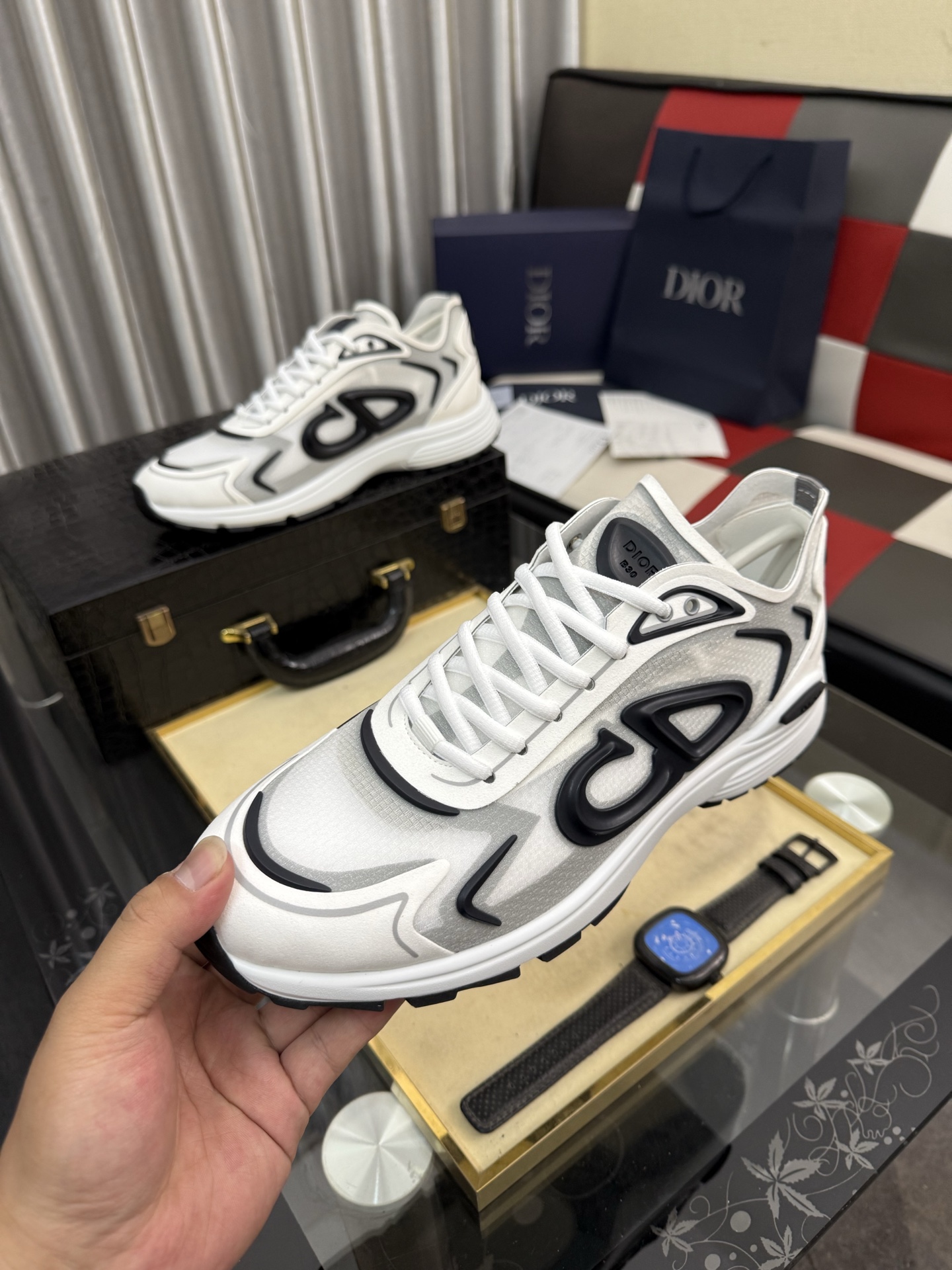 Dior