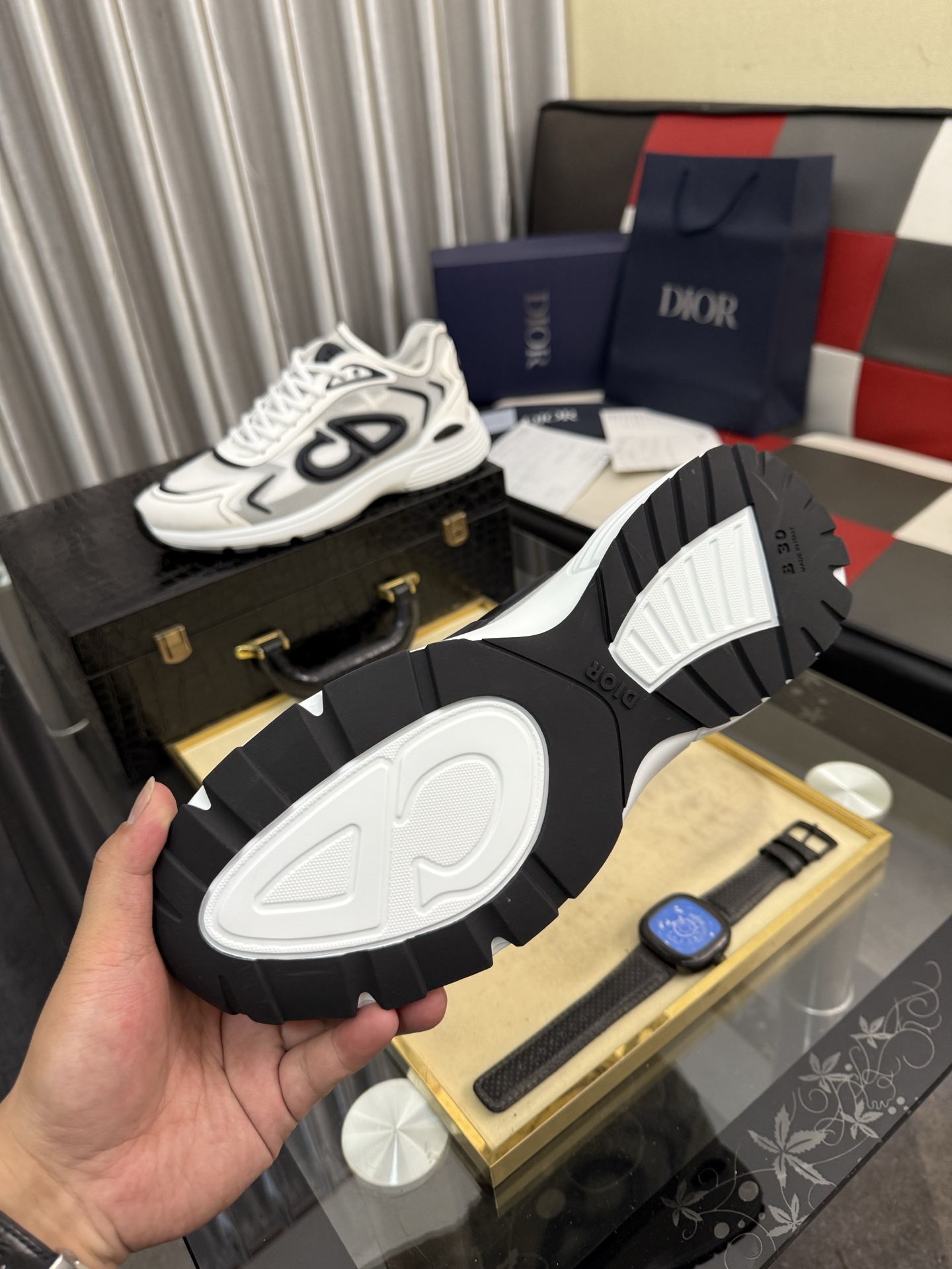 Dior