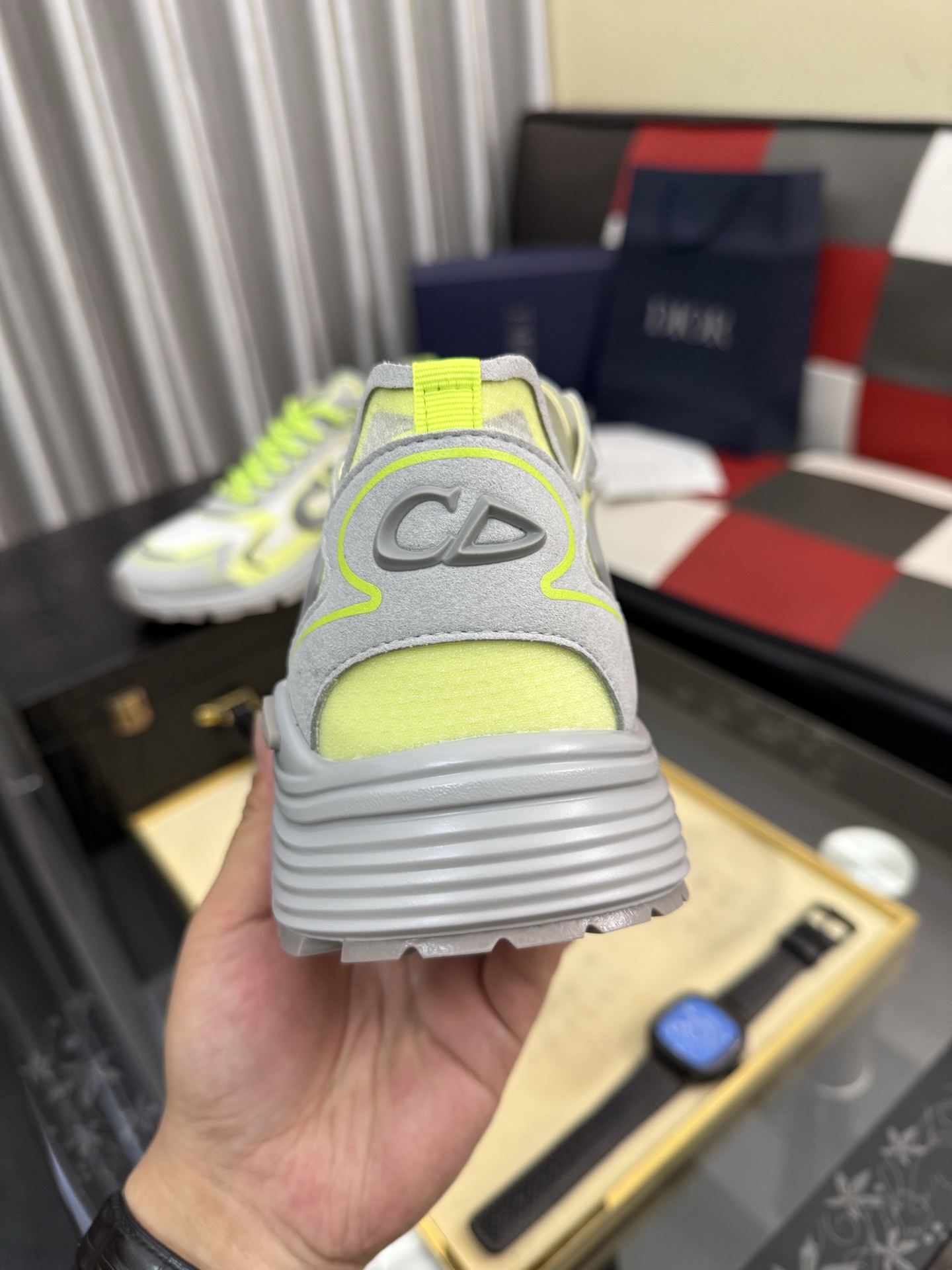 Dior